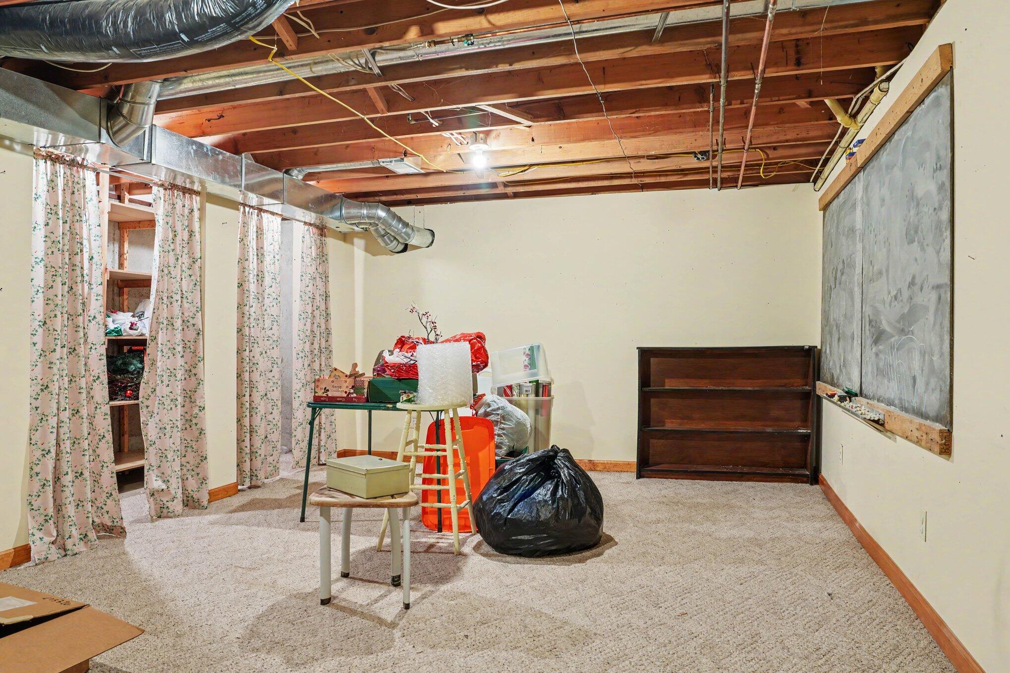 22727 Sunset Drive Kalamazoo MI 49009
