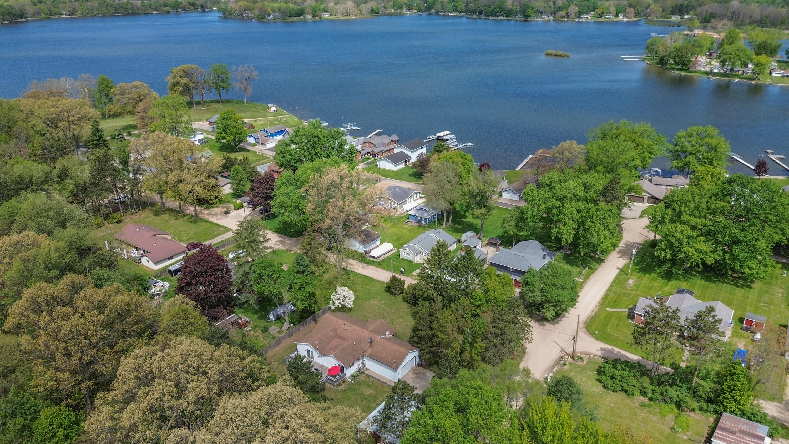 45523 Eleanor Drive Decatur MI 49045