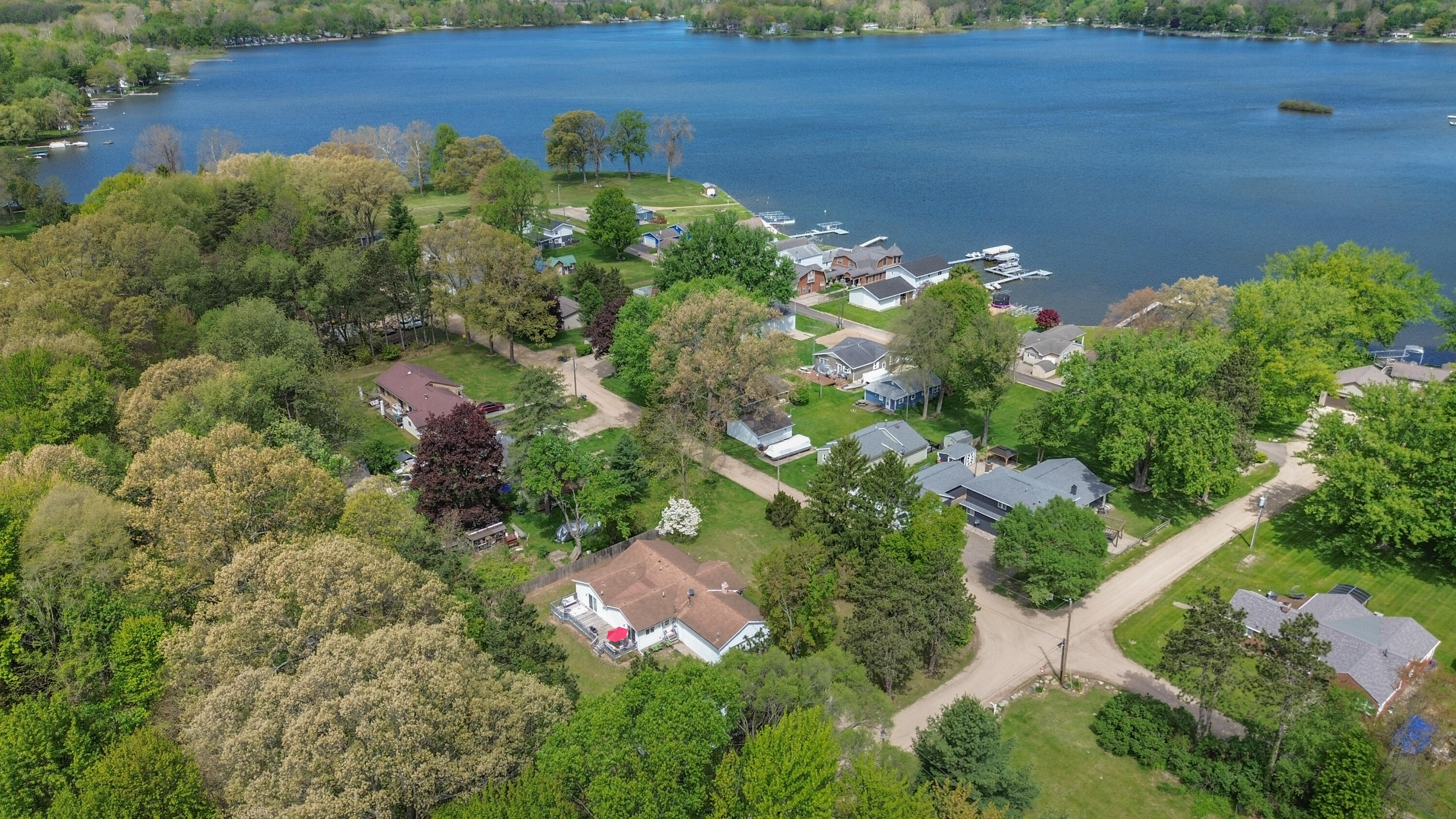 45523 Eleanor Drive Decatur MI 49045