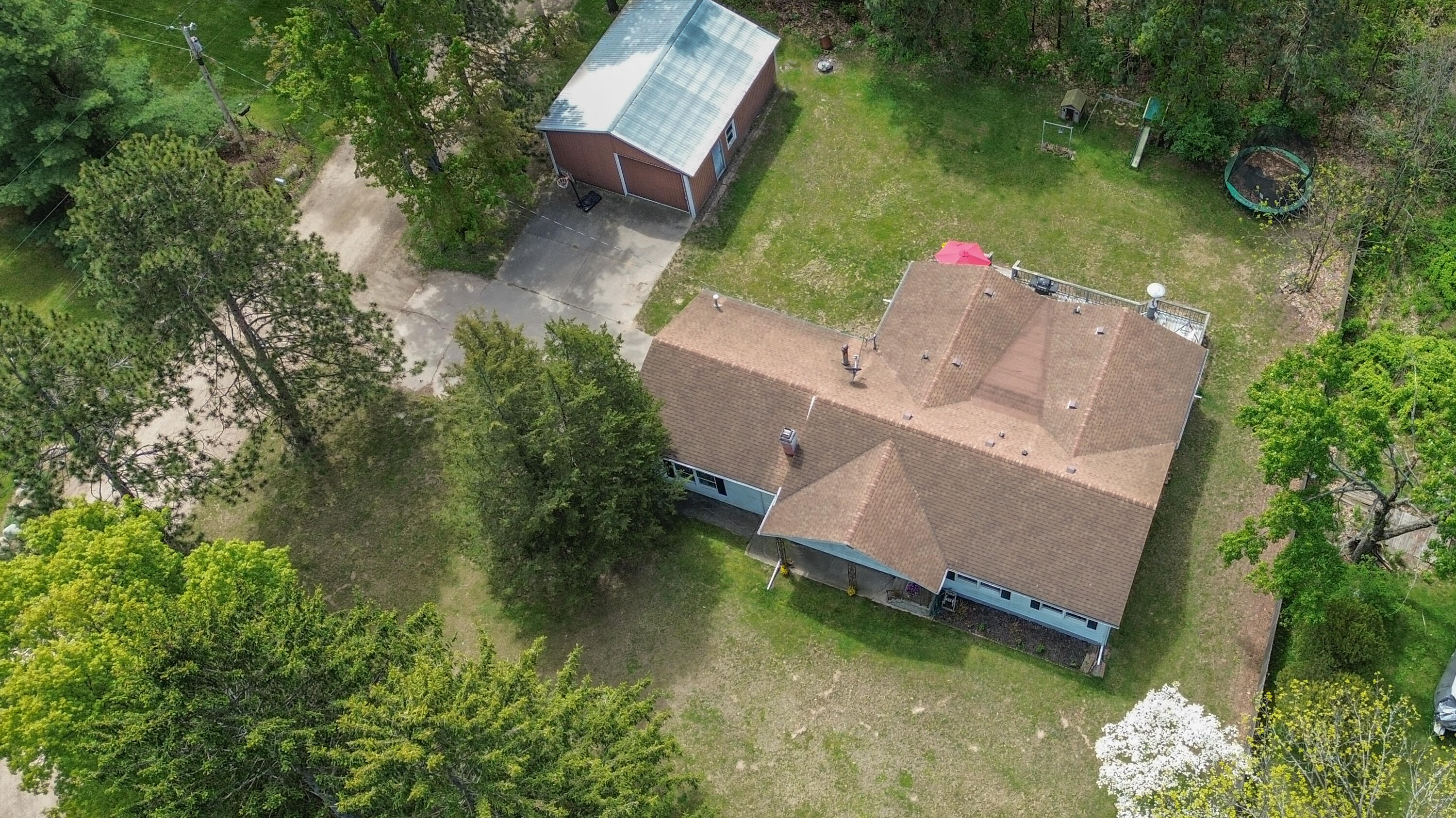 45523 Eleanor Drive Decatur MI 49045