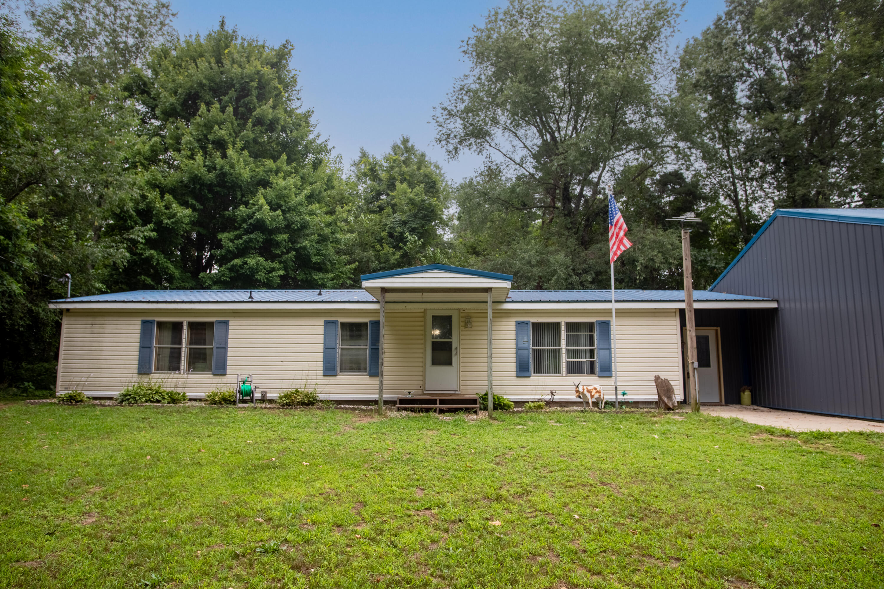 22400 Fosdick Street Dowagiac MI 49047