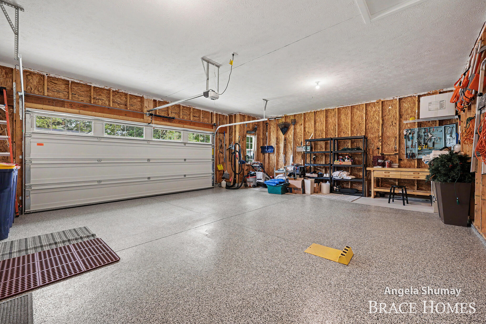 2637 Stockwood Drive NE Grand Rapids MI 49505