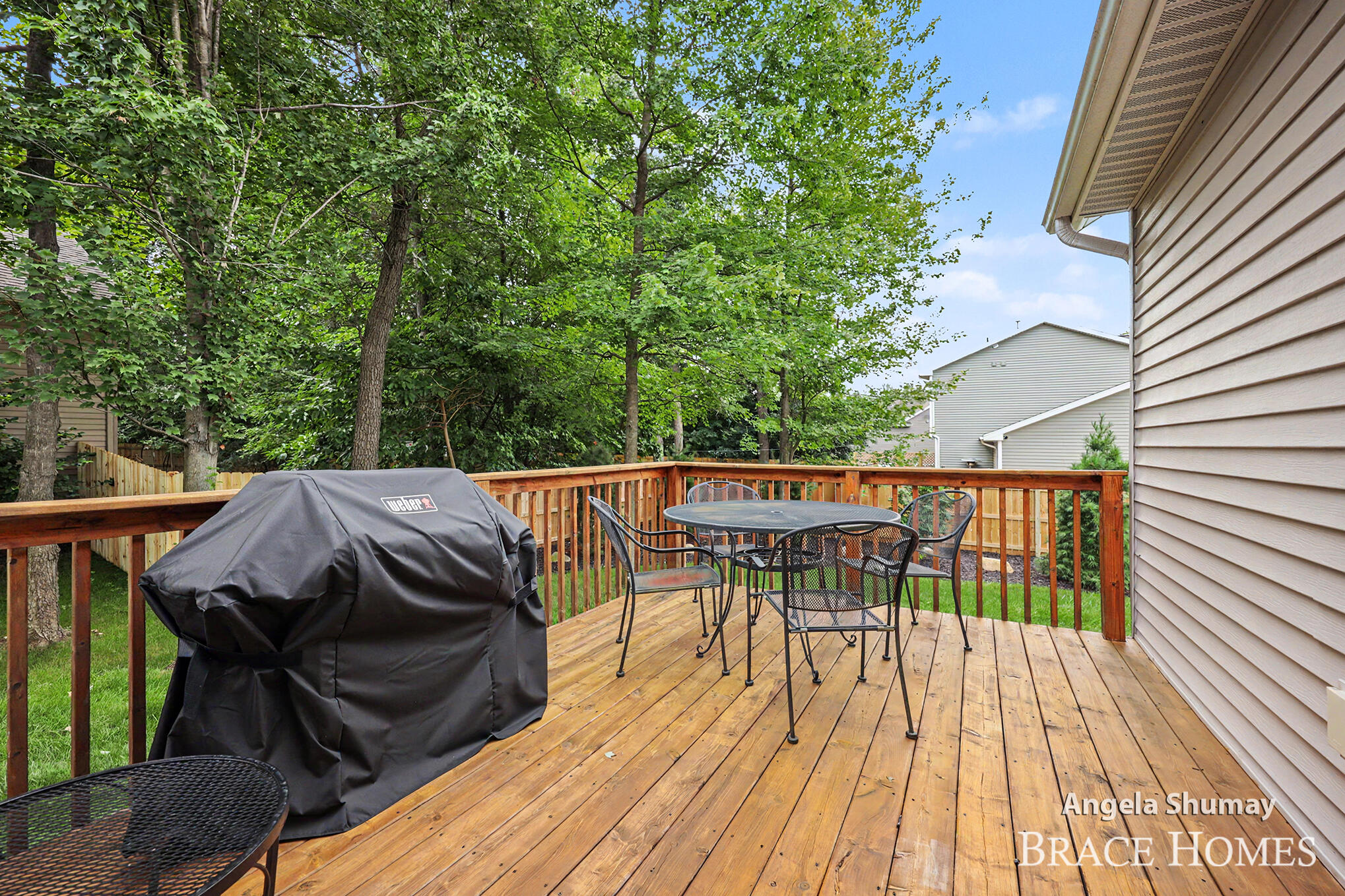 2637 Stockwood Drive NE Grand Rapids MI 49505