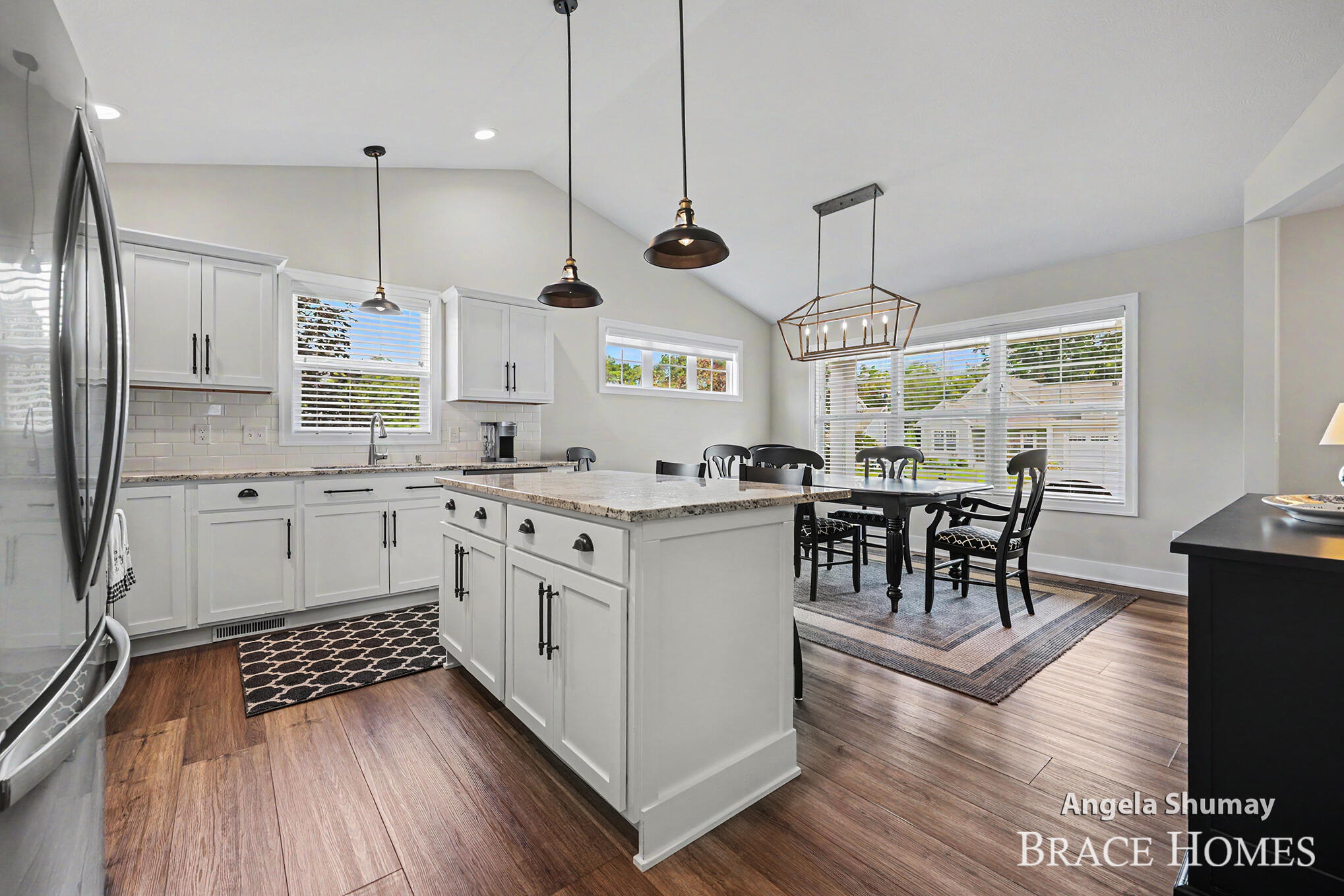 2637 Stockwood Drive NE Grand Rapids MI 49505