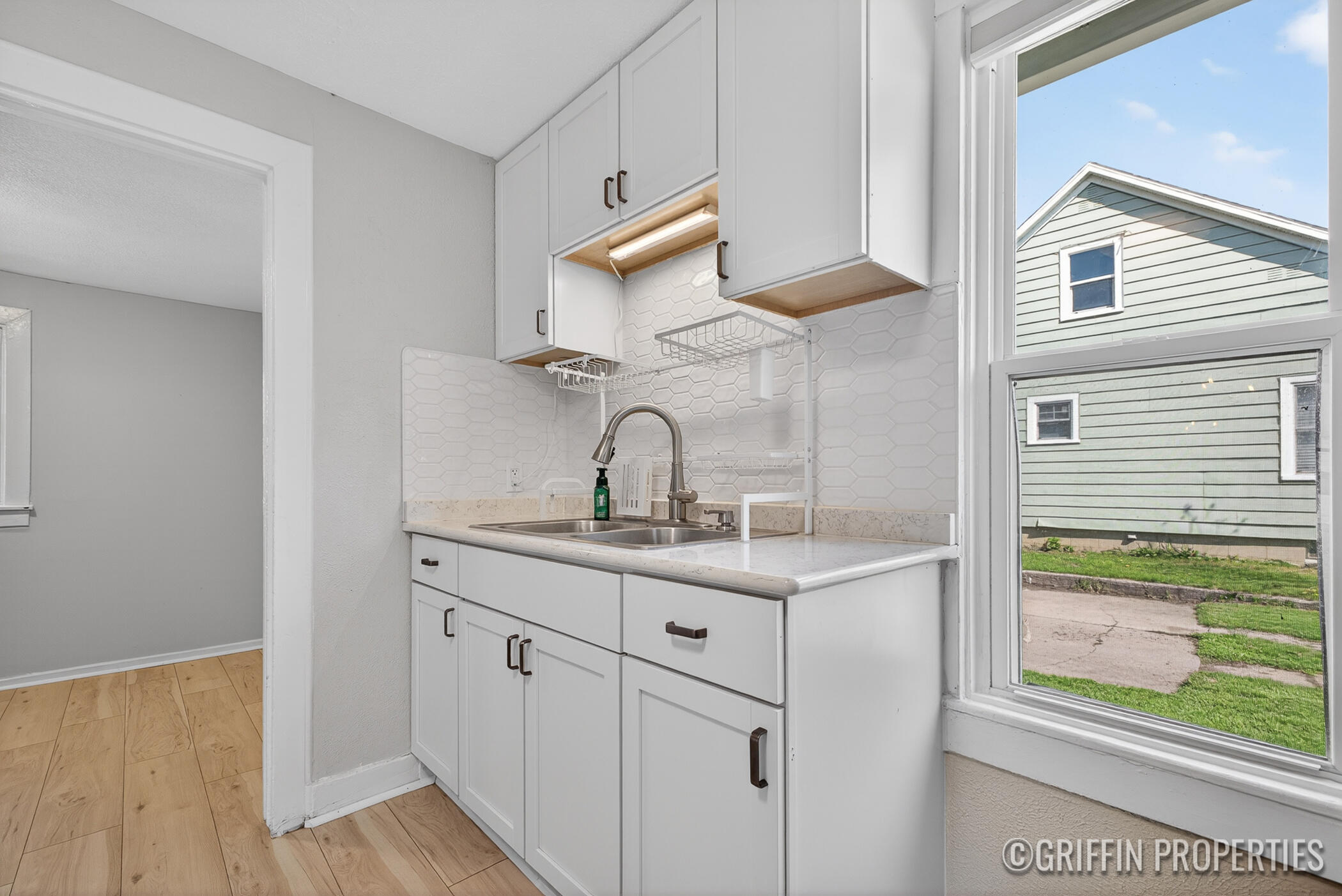 679 Garfield Avenue NW Grand Rapids MI 49504