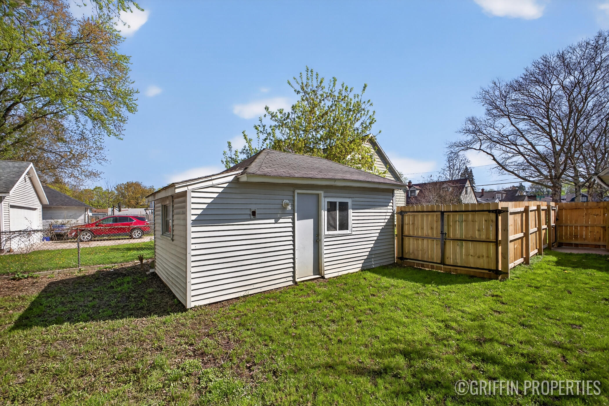 679 Garfield Avenue NW Grand Rapids MI 49504
