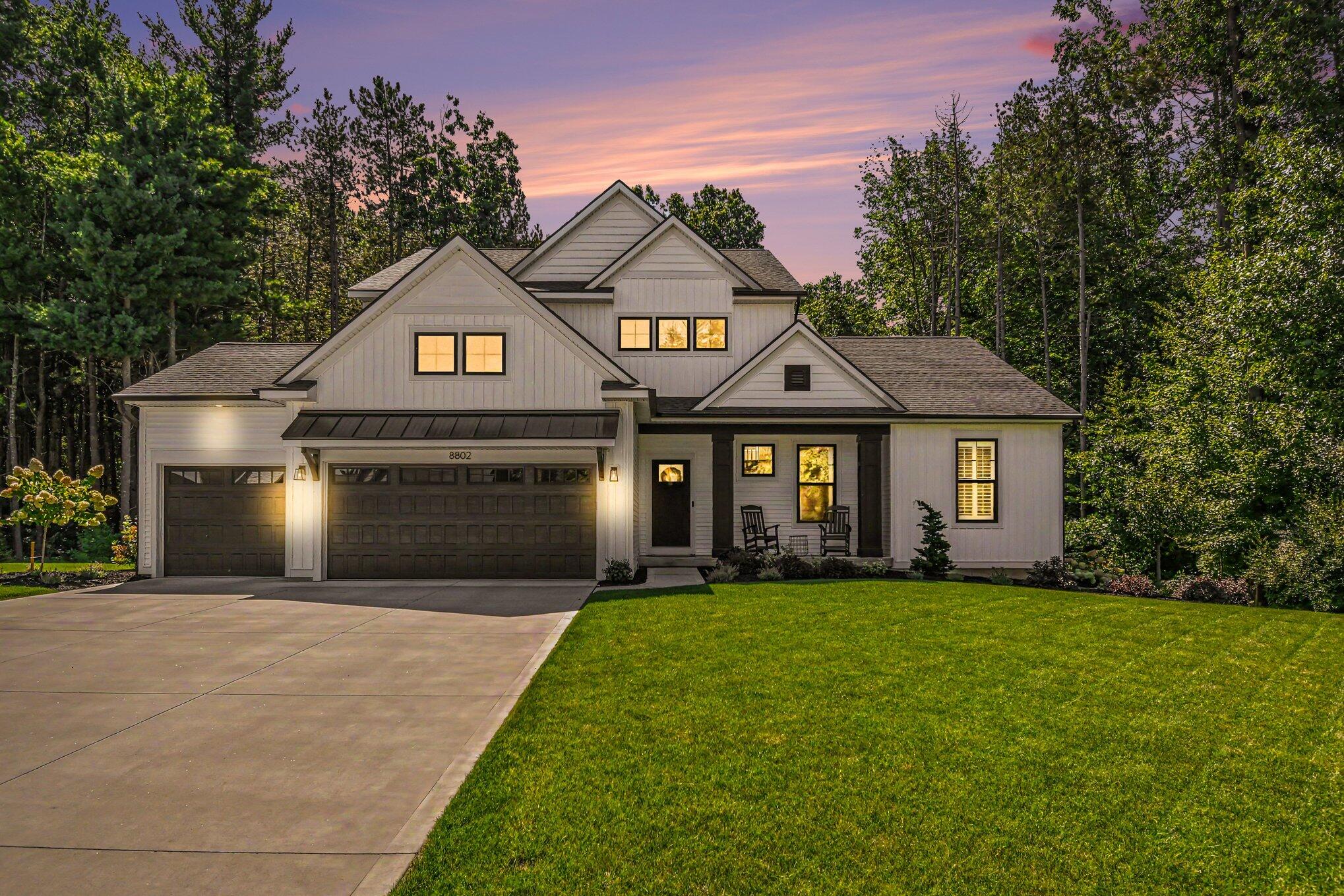 8802 Lapham Drive NE Rockford MI 49341