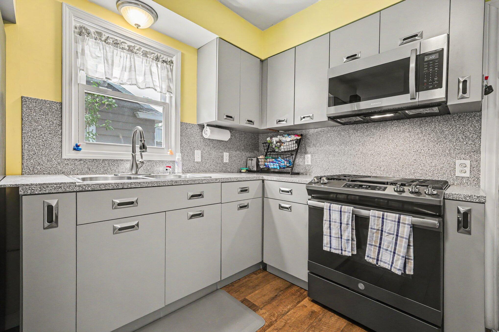 823 Alger Street SE Grand Rapids MI 49507