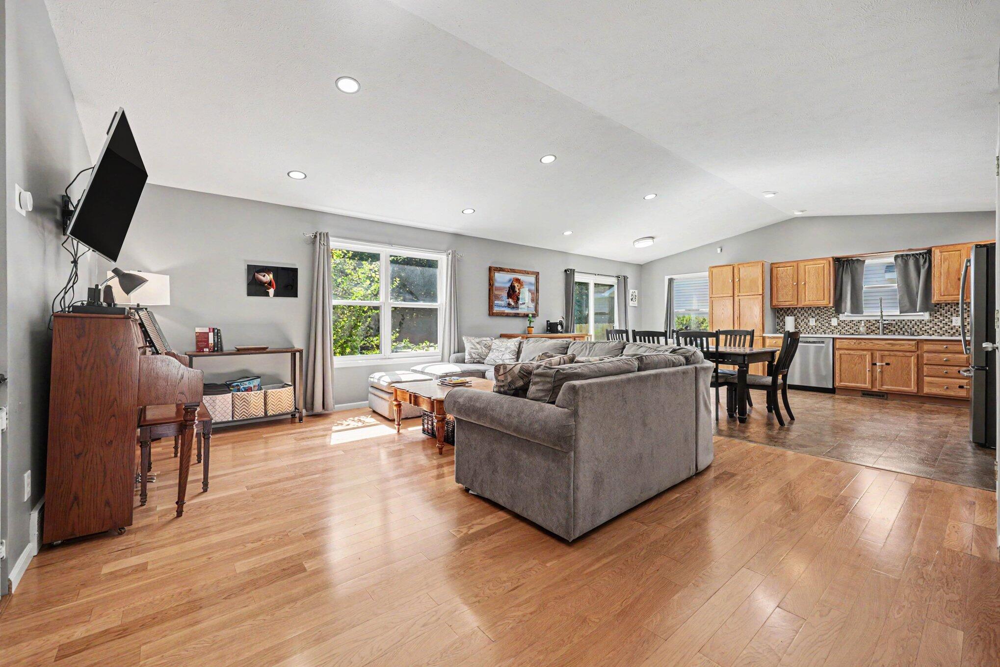 4844 Emerald Street Norton Shores MI 49441