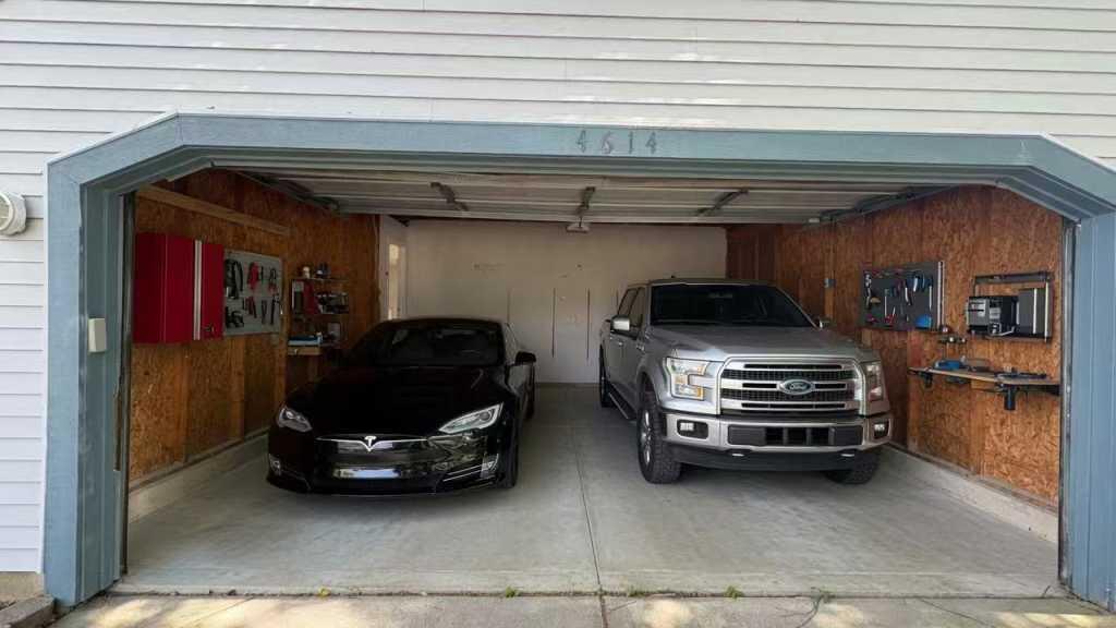4614 Country Hill Drive SE Grand Rapids MI 49512