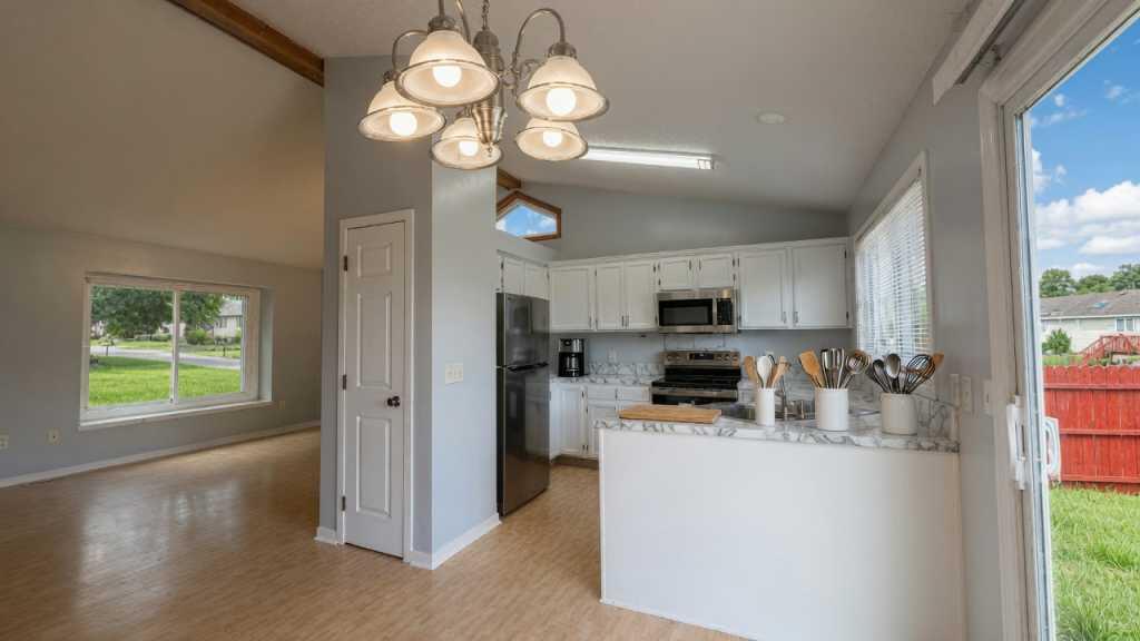 4614 Country Hill Drive SE Grand Rapids MI 49512