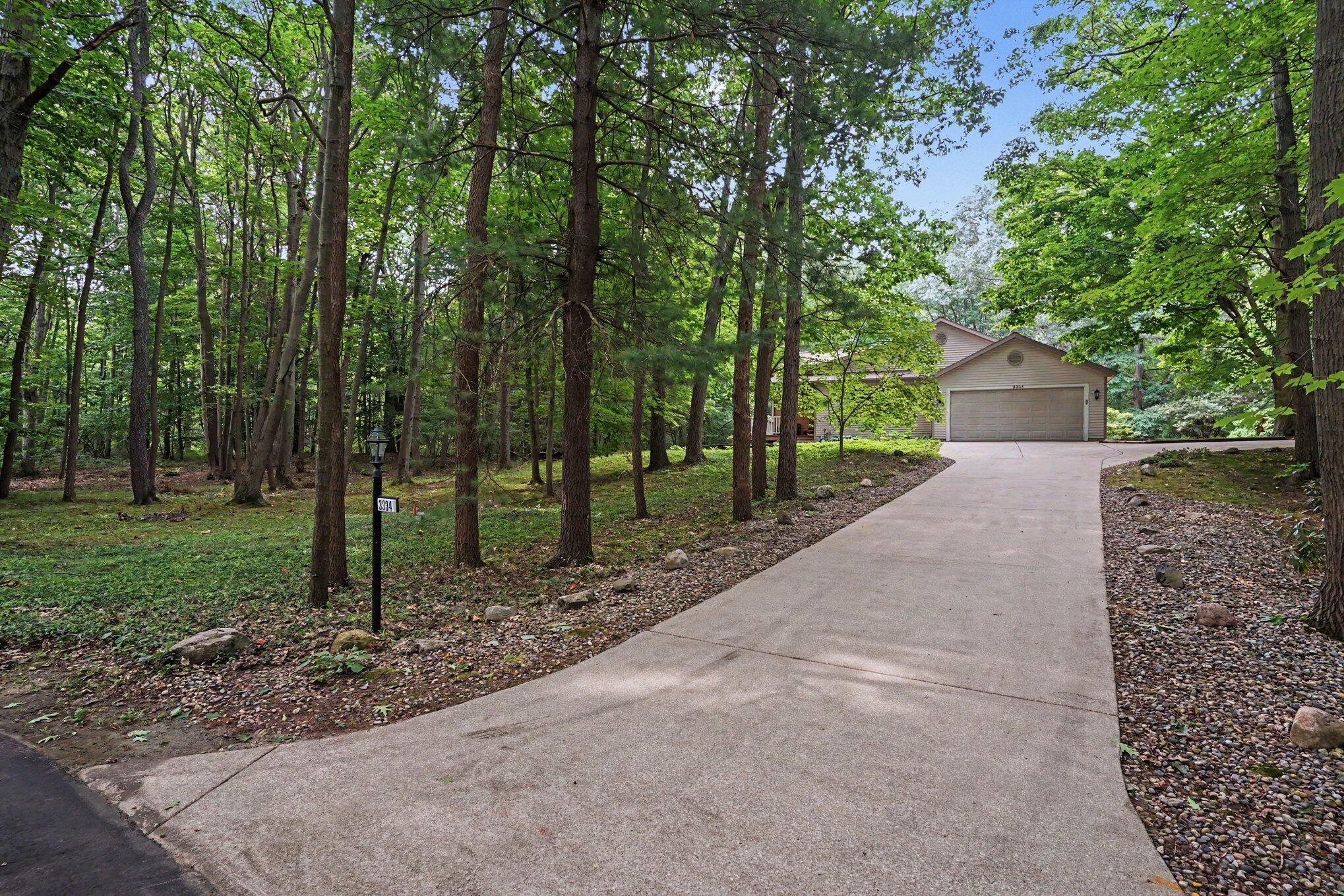 3334 Clearview Lane Saugatuck MI 49453