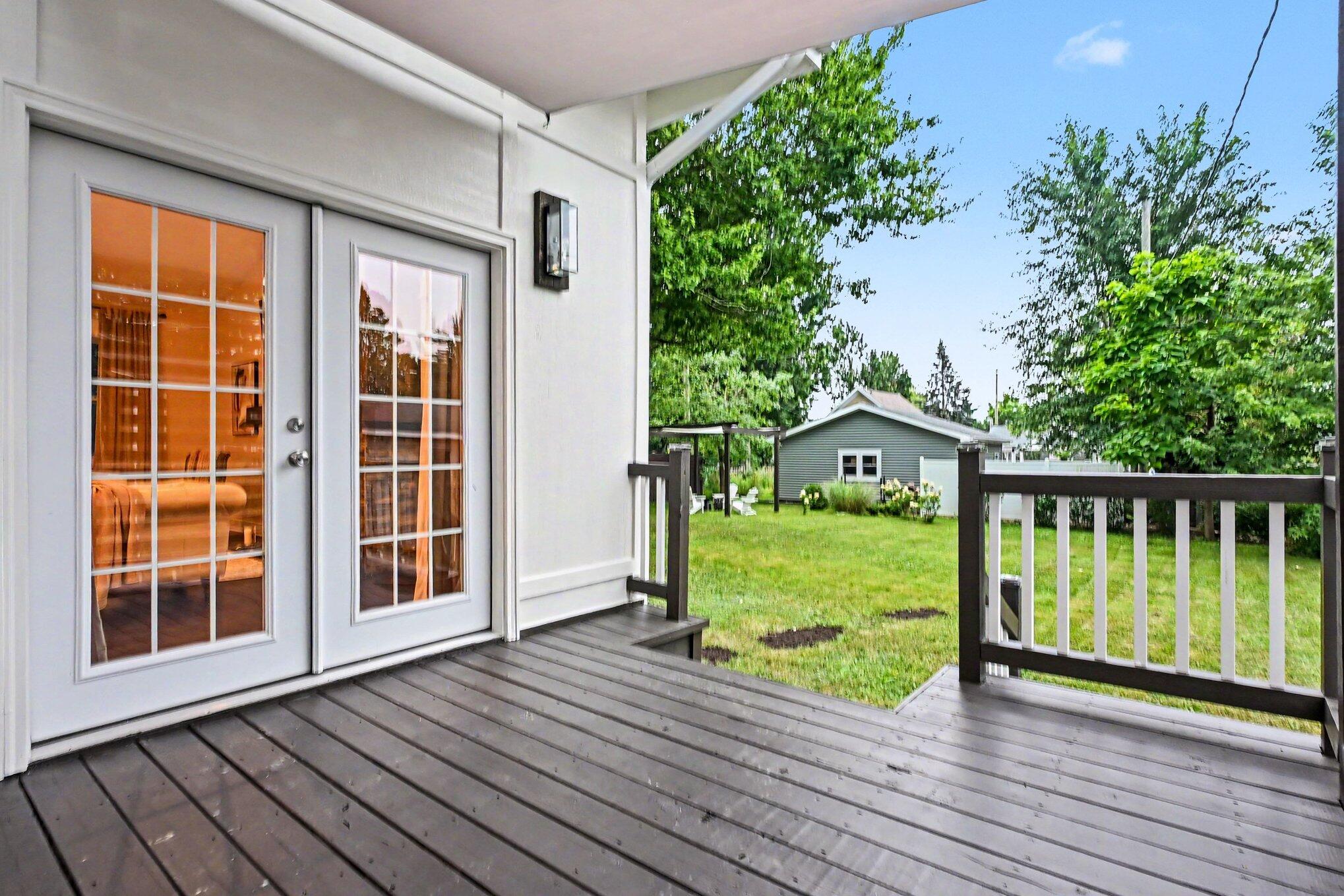 110 Sycamore Street E Three Oaks MI 49128