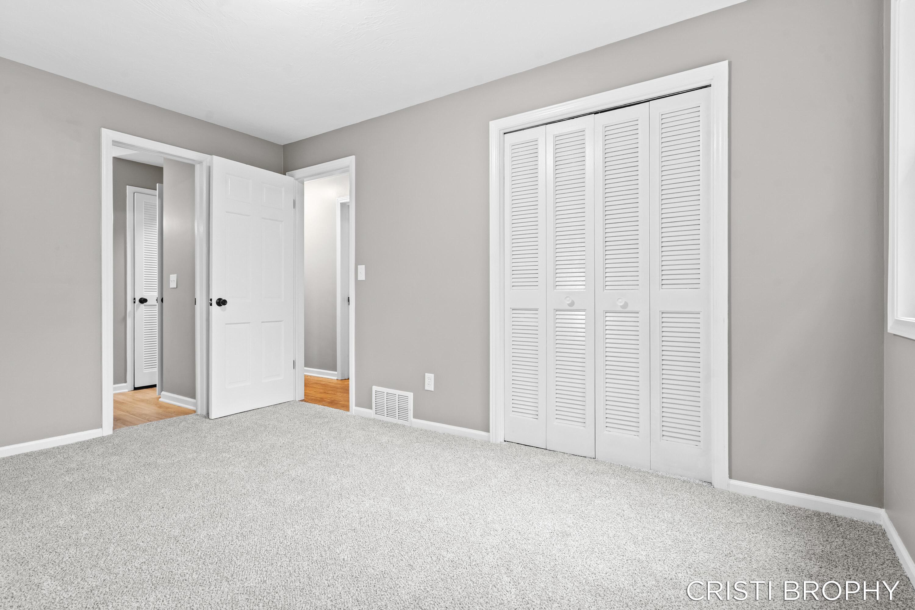 4871 Newcastle Drive SE Grand Rapids MI 49508