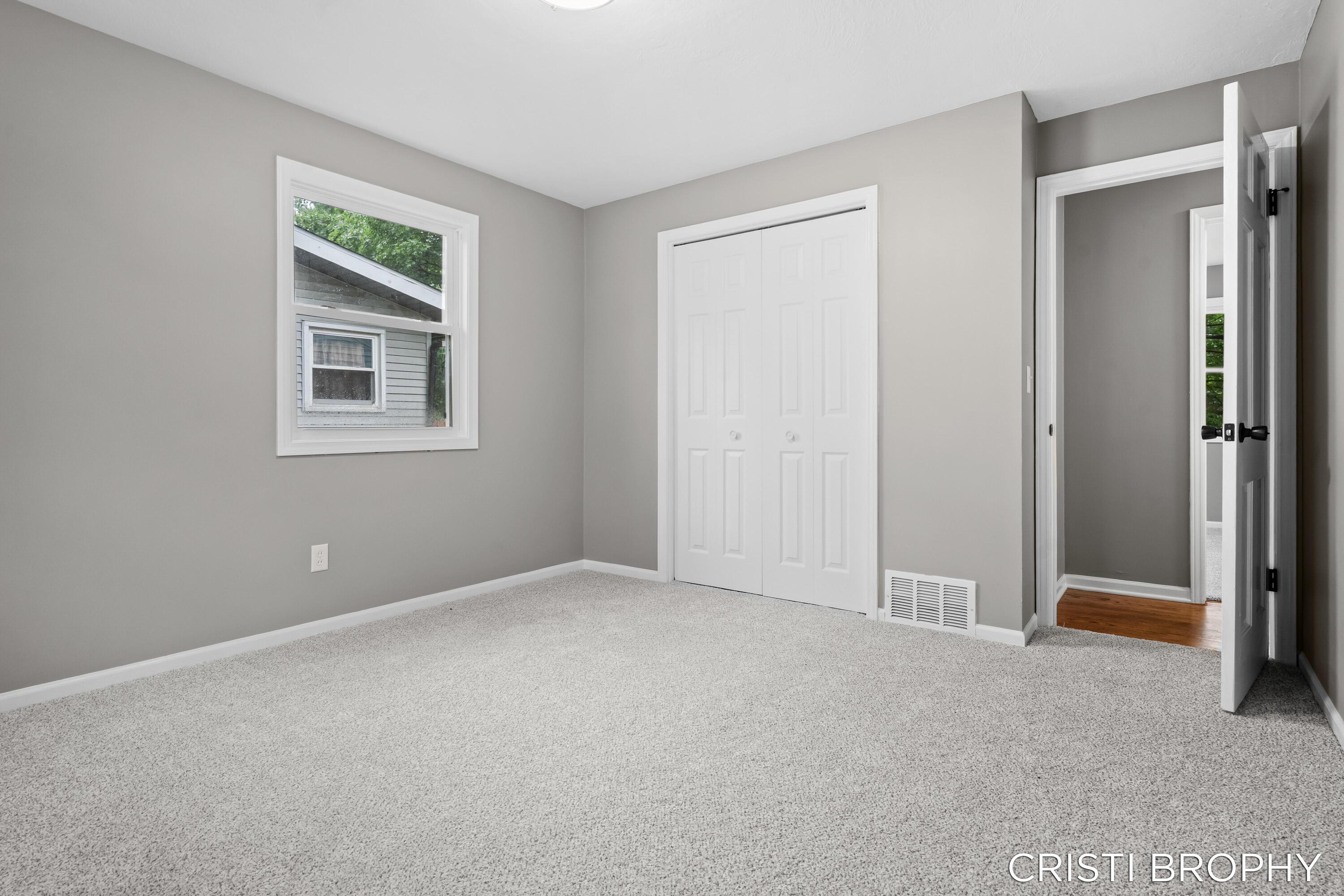 4871 Newcastle Drive SE Grand Rapids MI 49508
