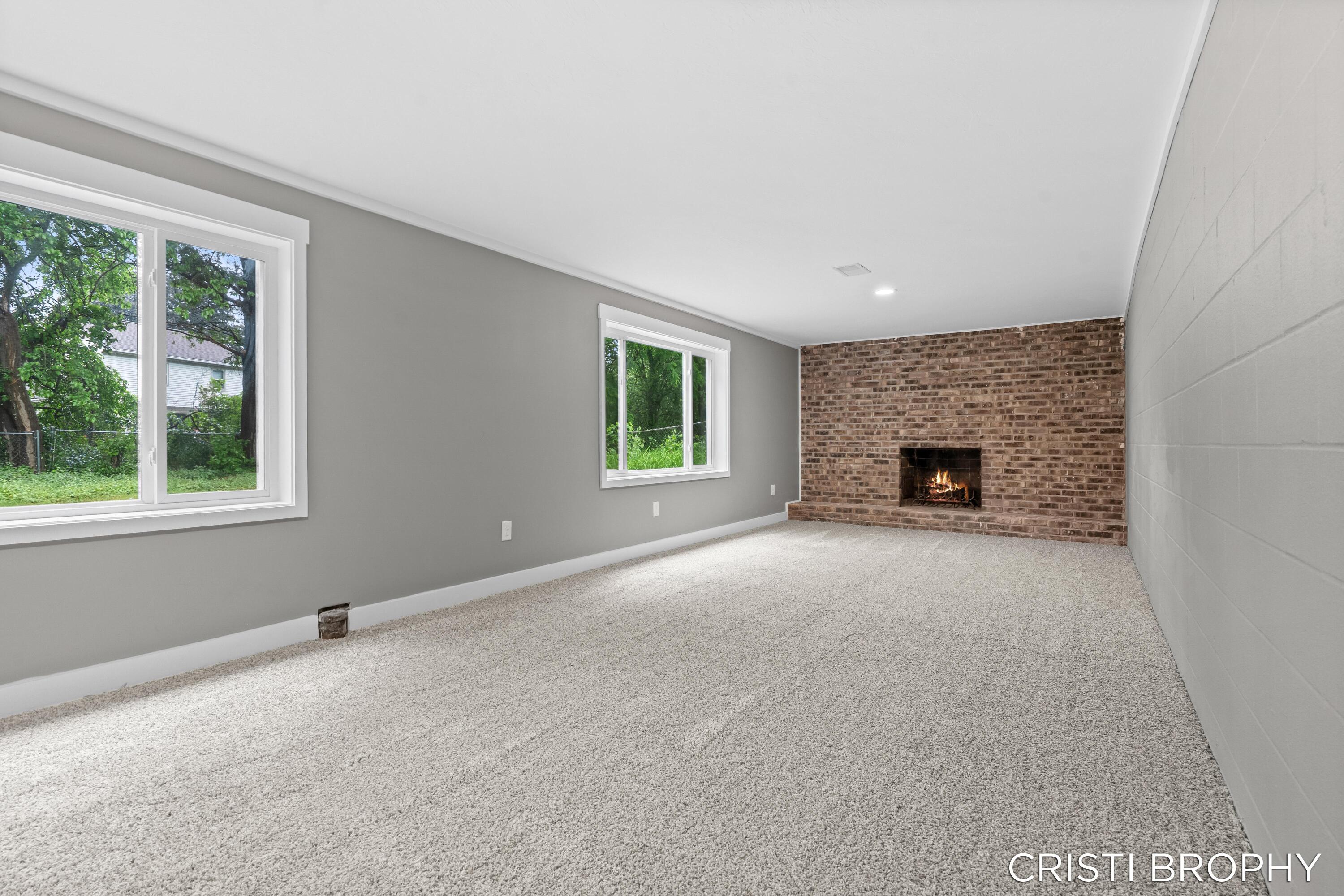 4871 Newcastle Drive SE Grand Rapids MI 49508