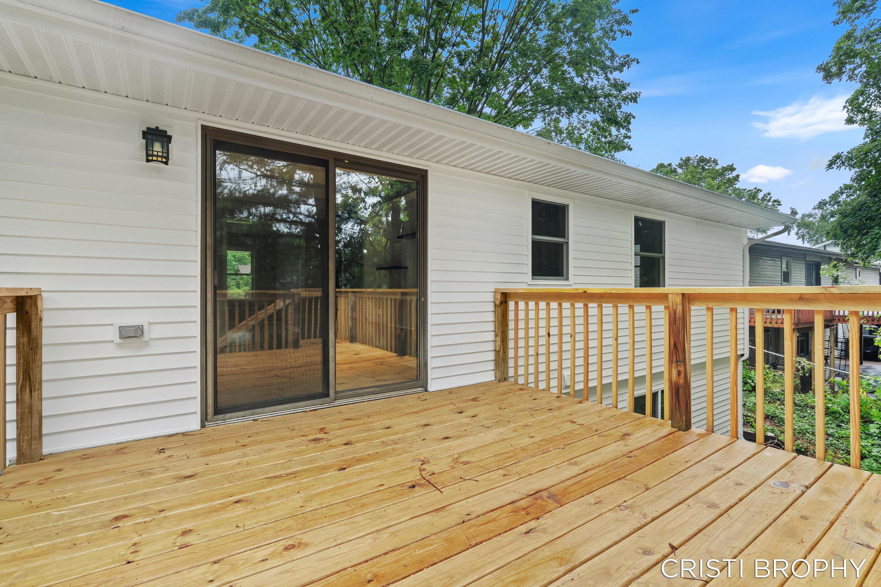 4871 Newcastle Drive SE Grand Rapids MI 49508