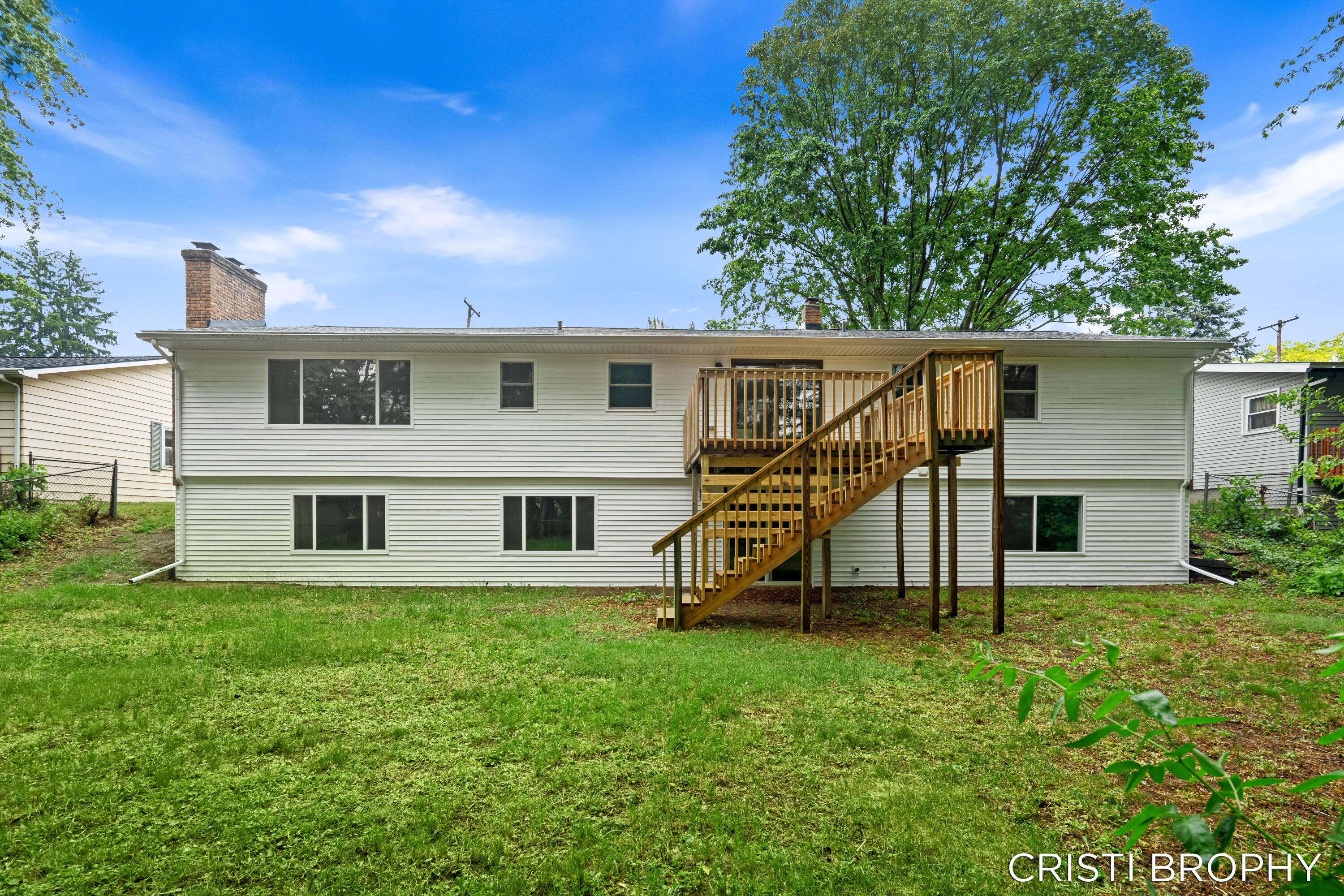 4871 Newcastle Drive SE Grand Rapids MI 49508