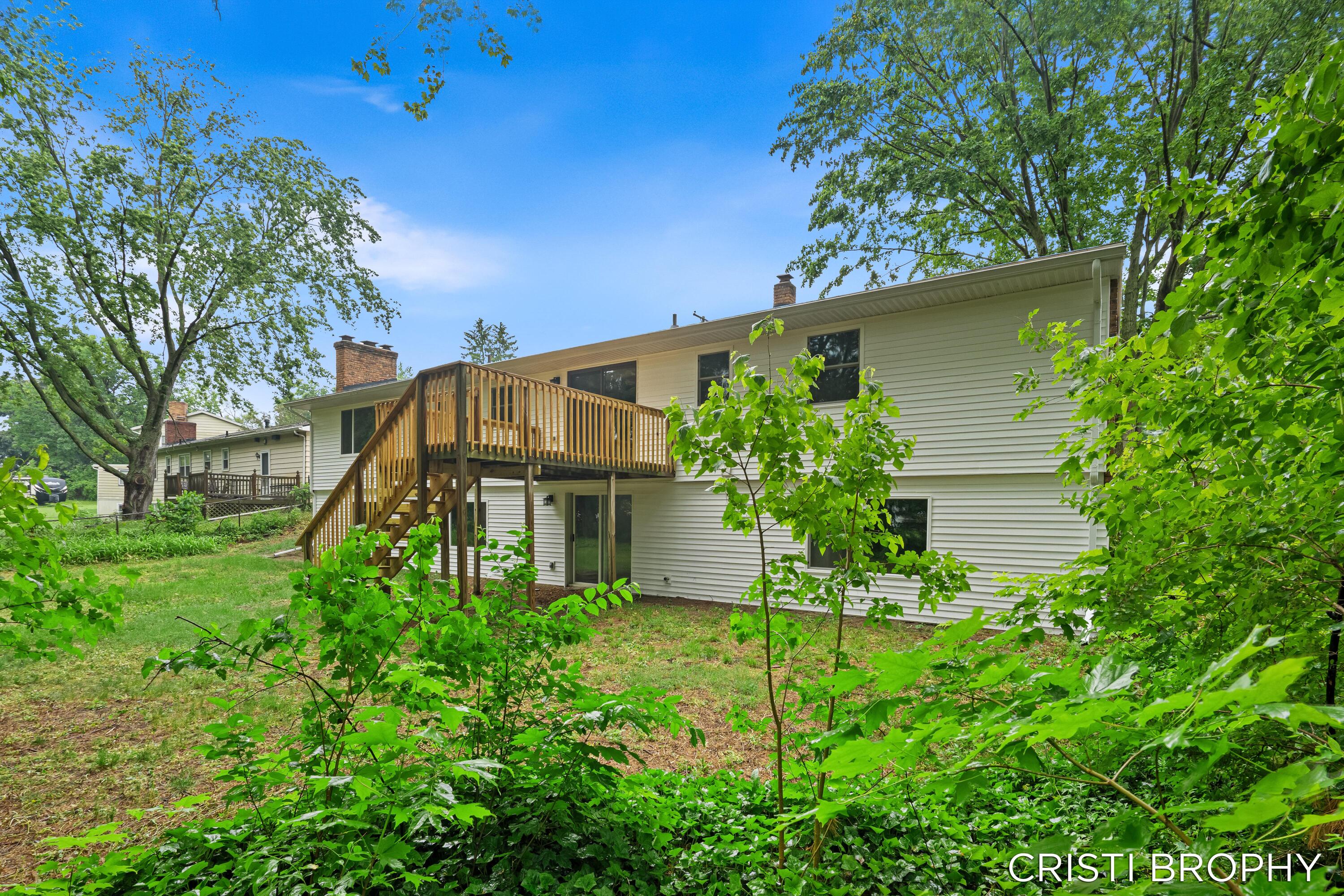 4871 Newcastle Drive SE Grand Rapids MI 49508