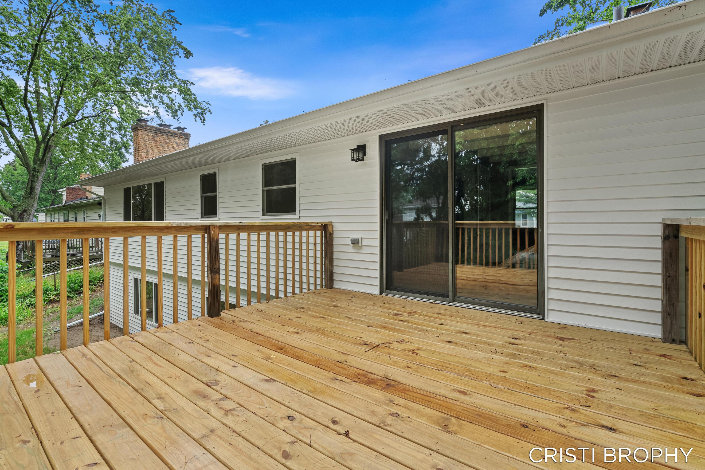 4871 Newcastle Drive SE Grand Rapids MI 49508