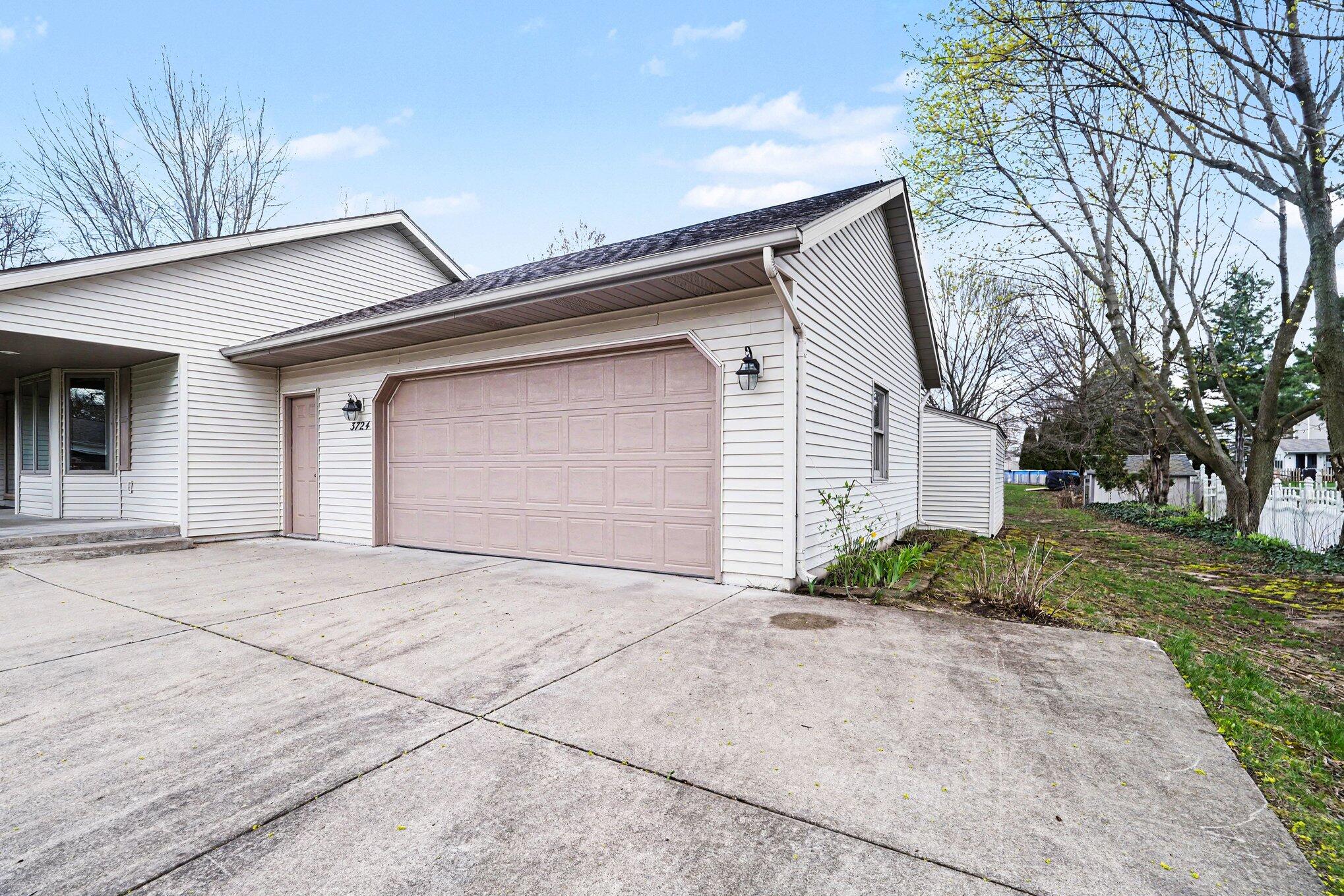 3724 Starchief Street Kalamazoo MI 49048