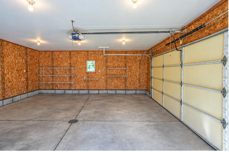 1807 Shettler Road Muskegon MI 49444