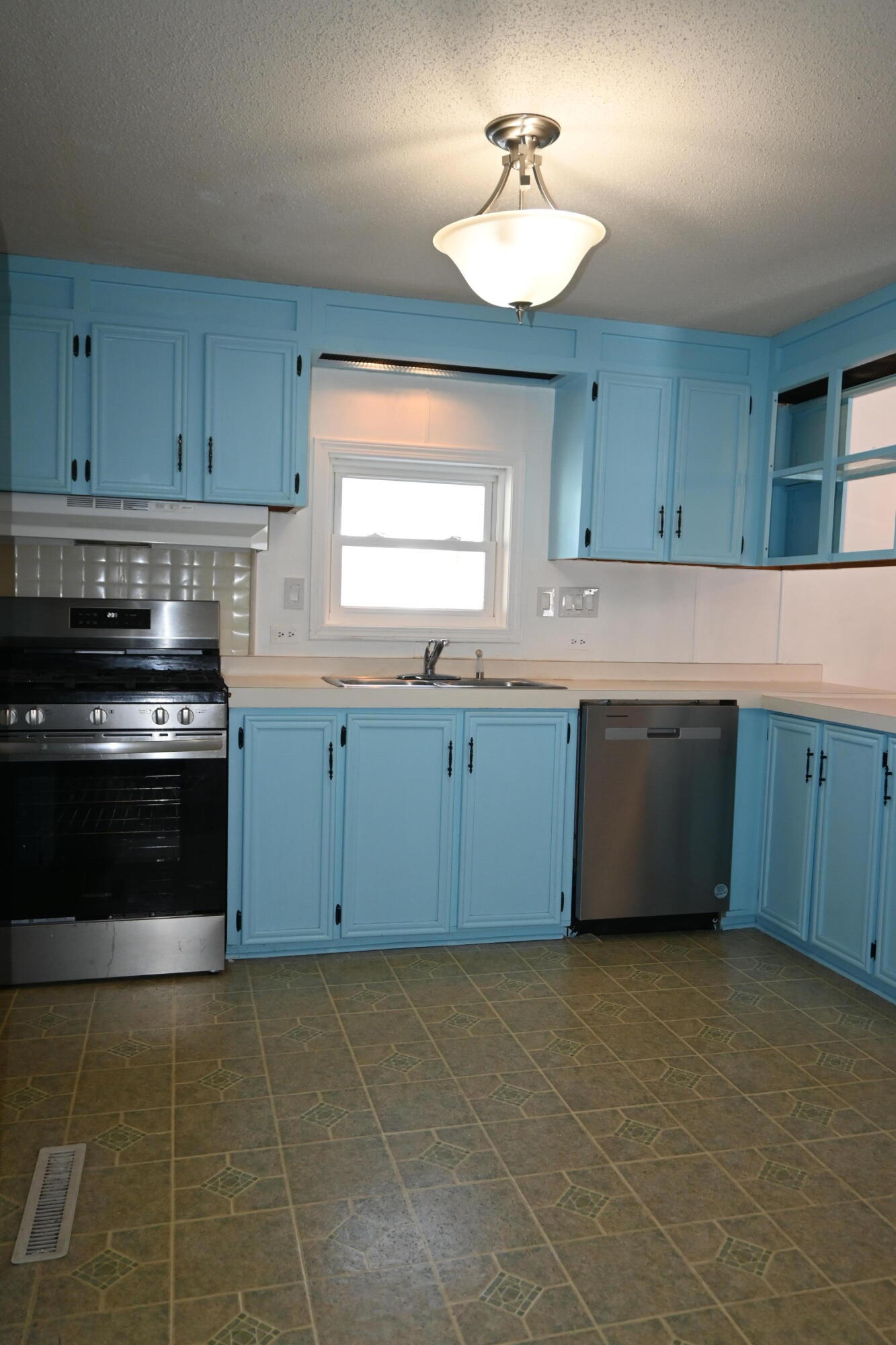 3820 Victorian Lane Muskegon MI 49442