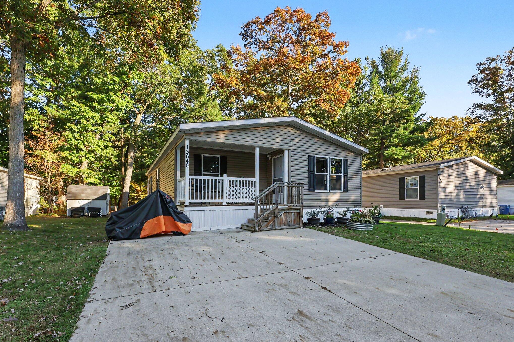 13640 Oaktree Court Grand Haven MI 49417