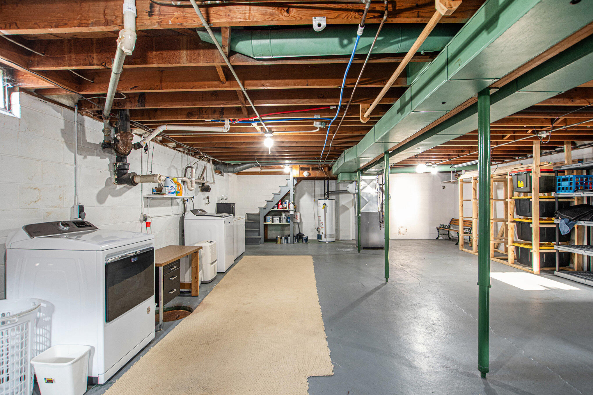 568 Pinecrest Drive Holland MI 49424