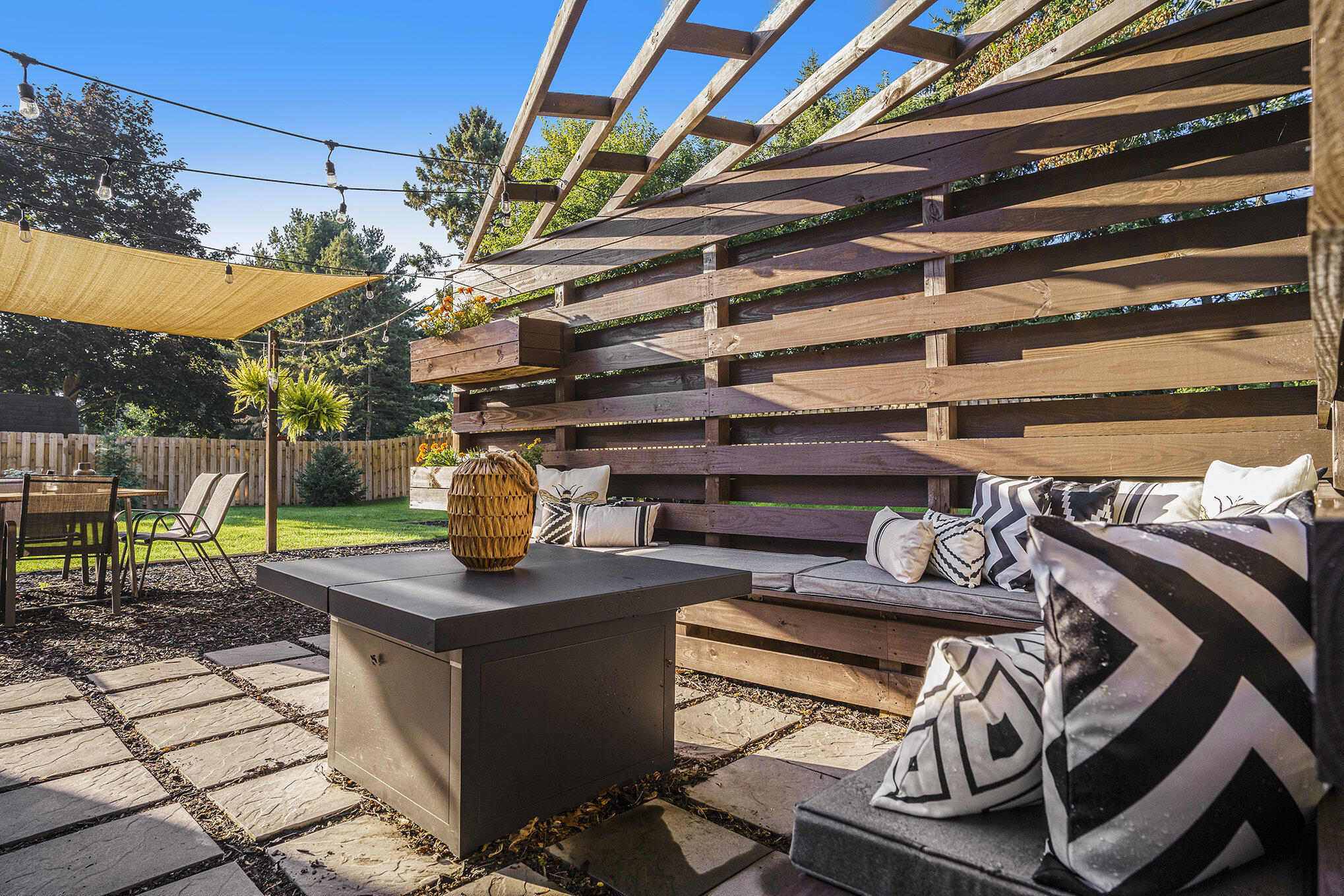 568 Pinecrest Drive Holland MI 49424