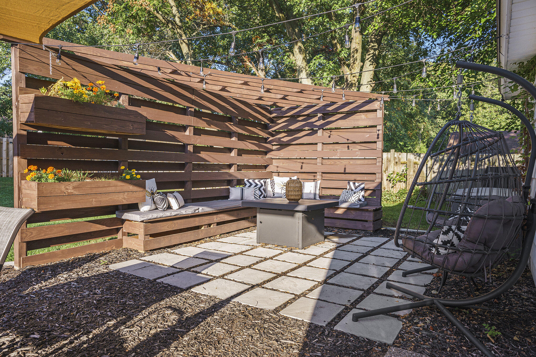 568 Pinecrest Drive Holland MI 49424