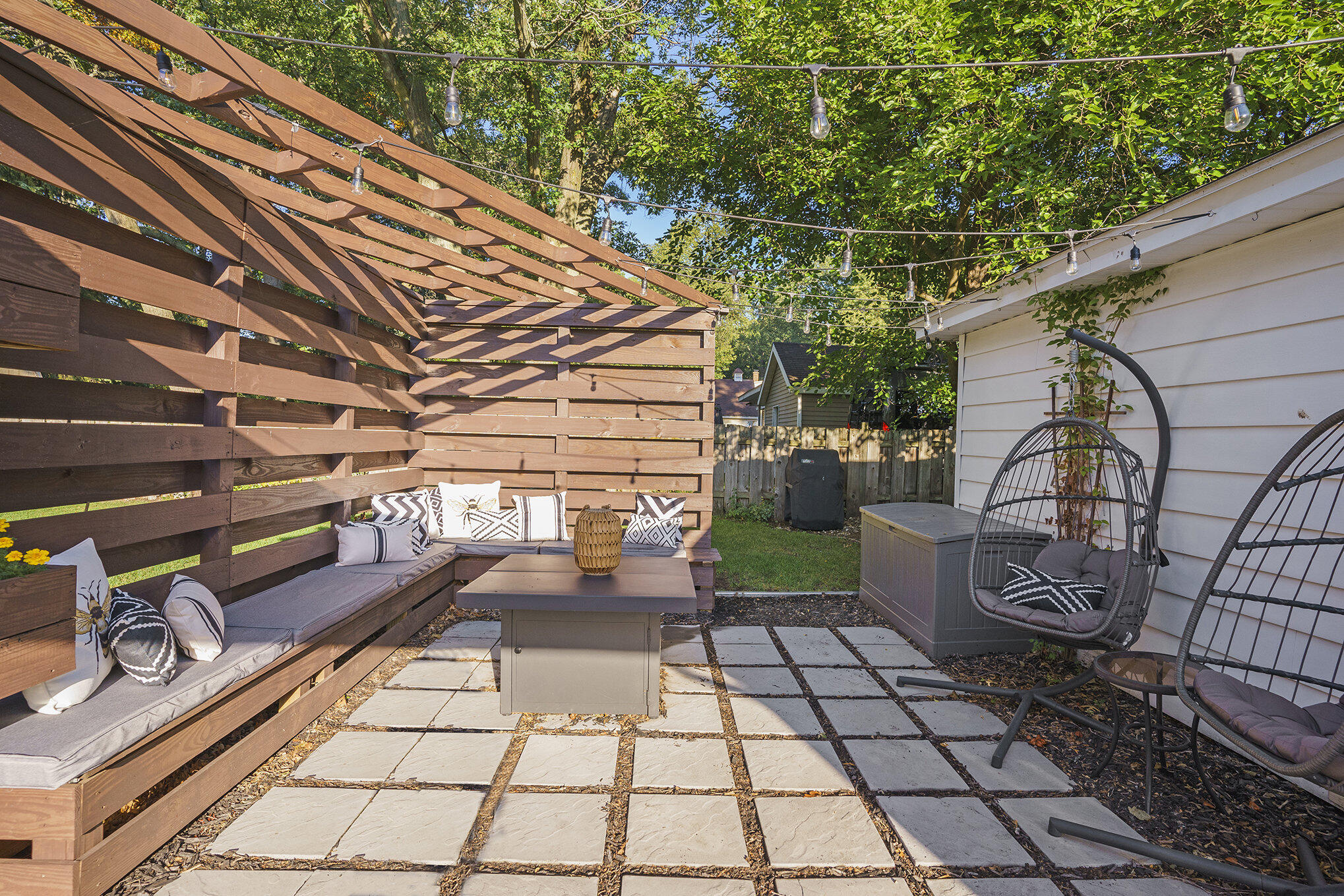 568 Pinecrest Drive Holland MI 49424