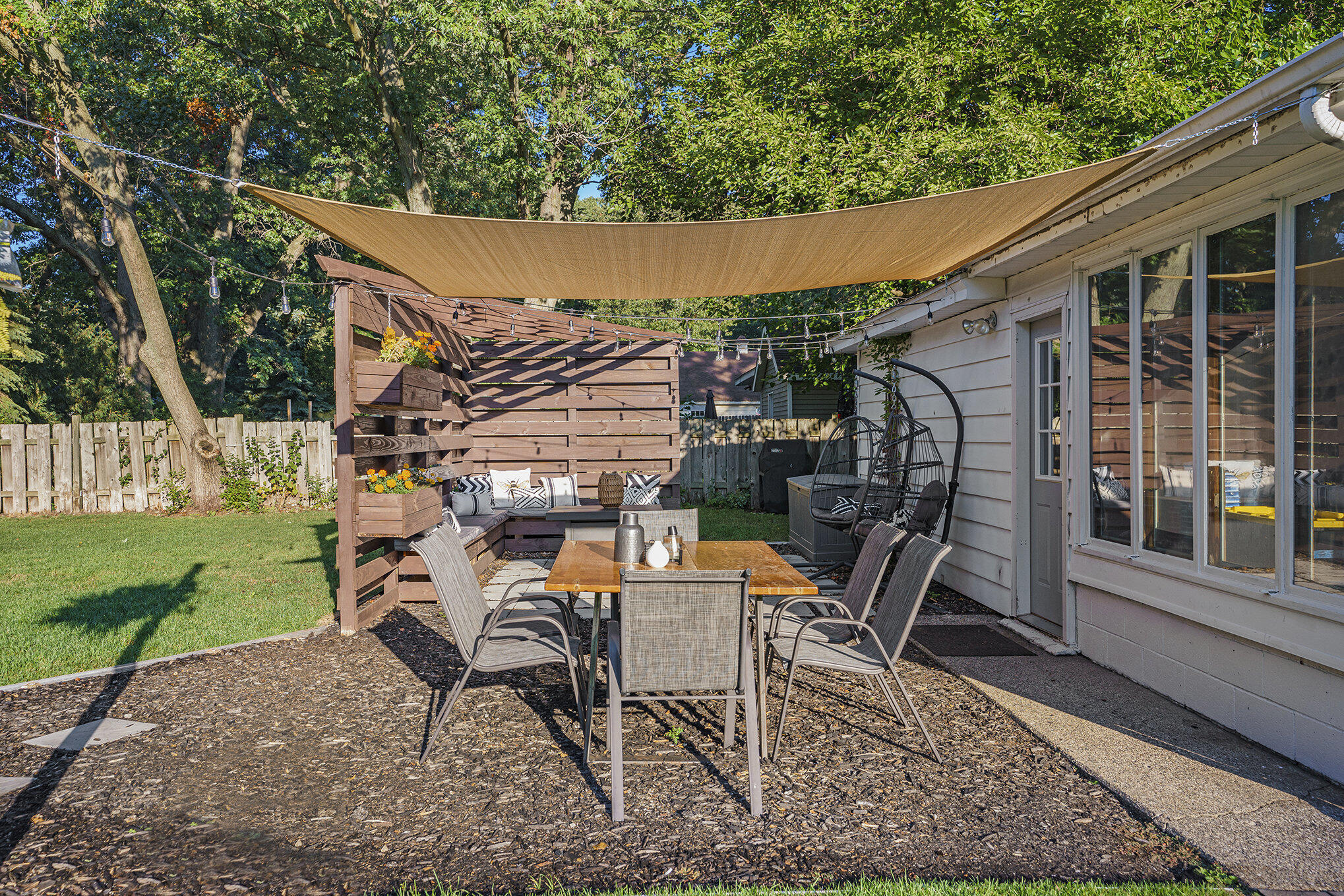 568 Pinecrest Drive Holland MI 49424