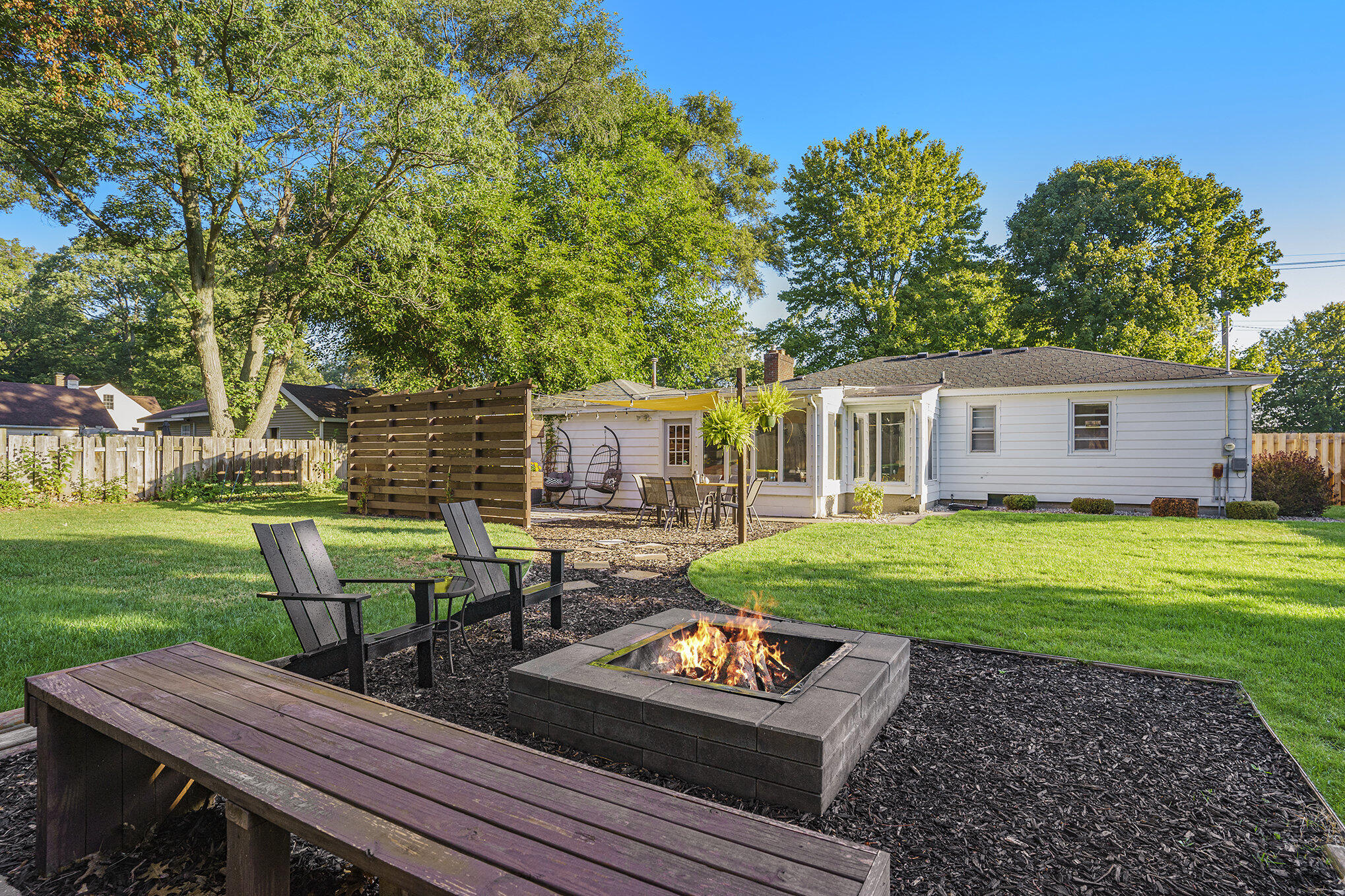 568 Pinecrest Drive Holland MI 49424