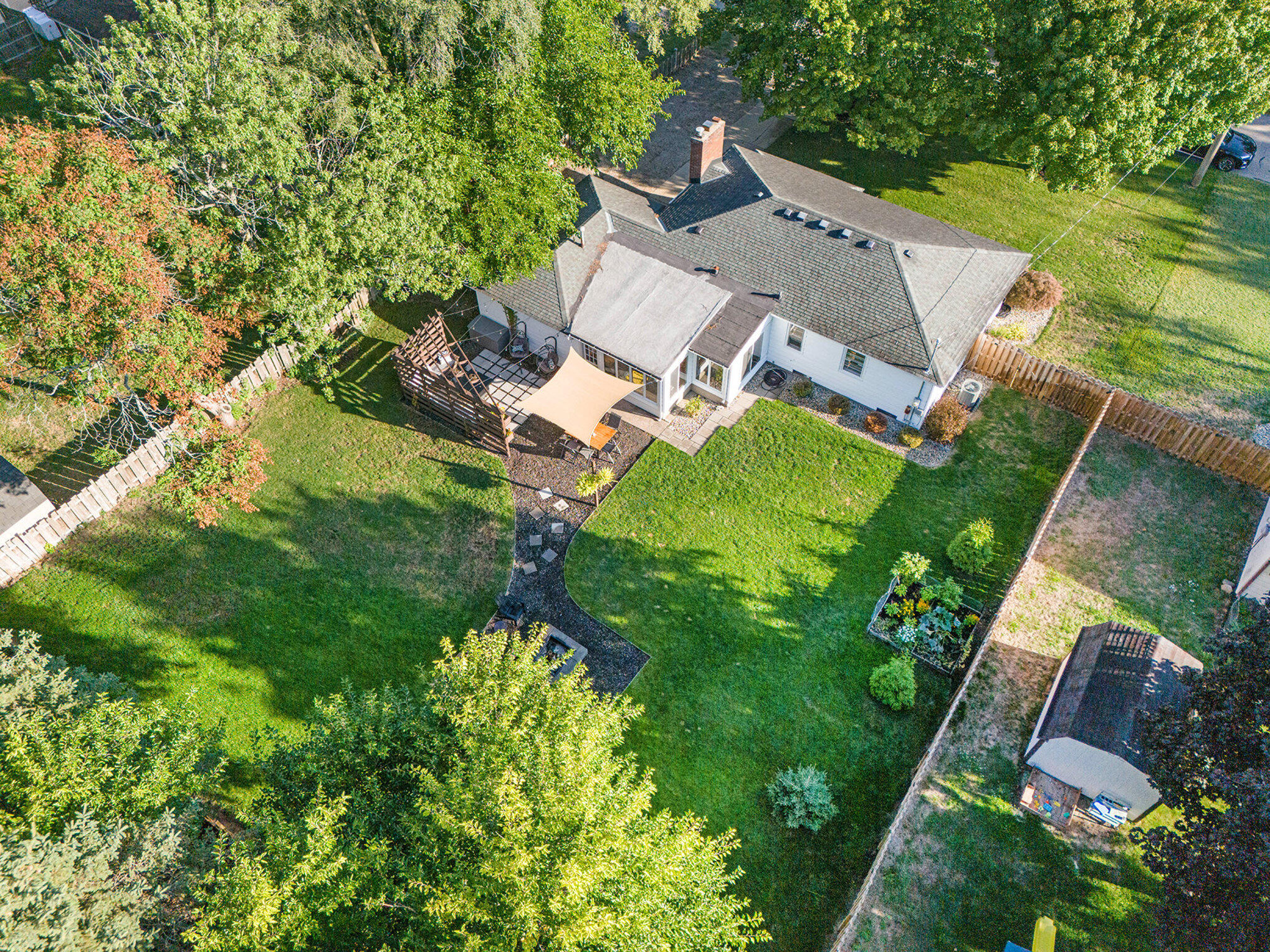 568 Pinecrest Drive Holland MI 49424