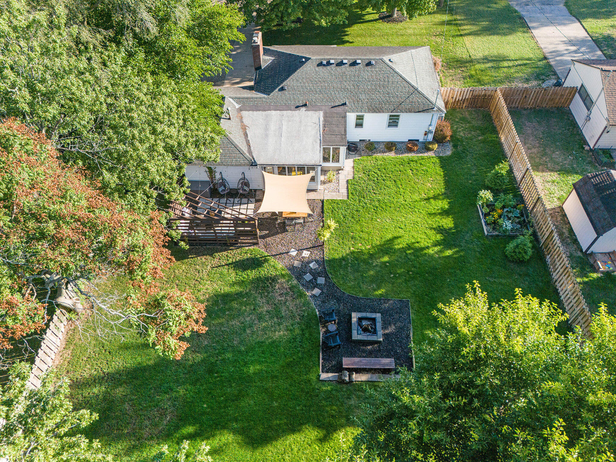 568 Pinecrest Drive Holland MI 49424