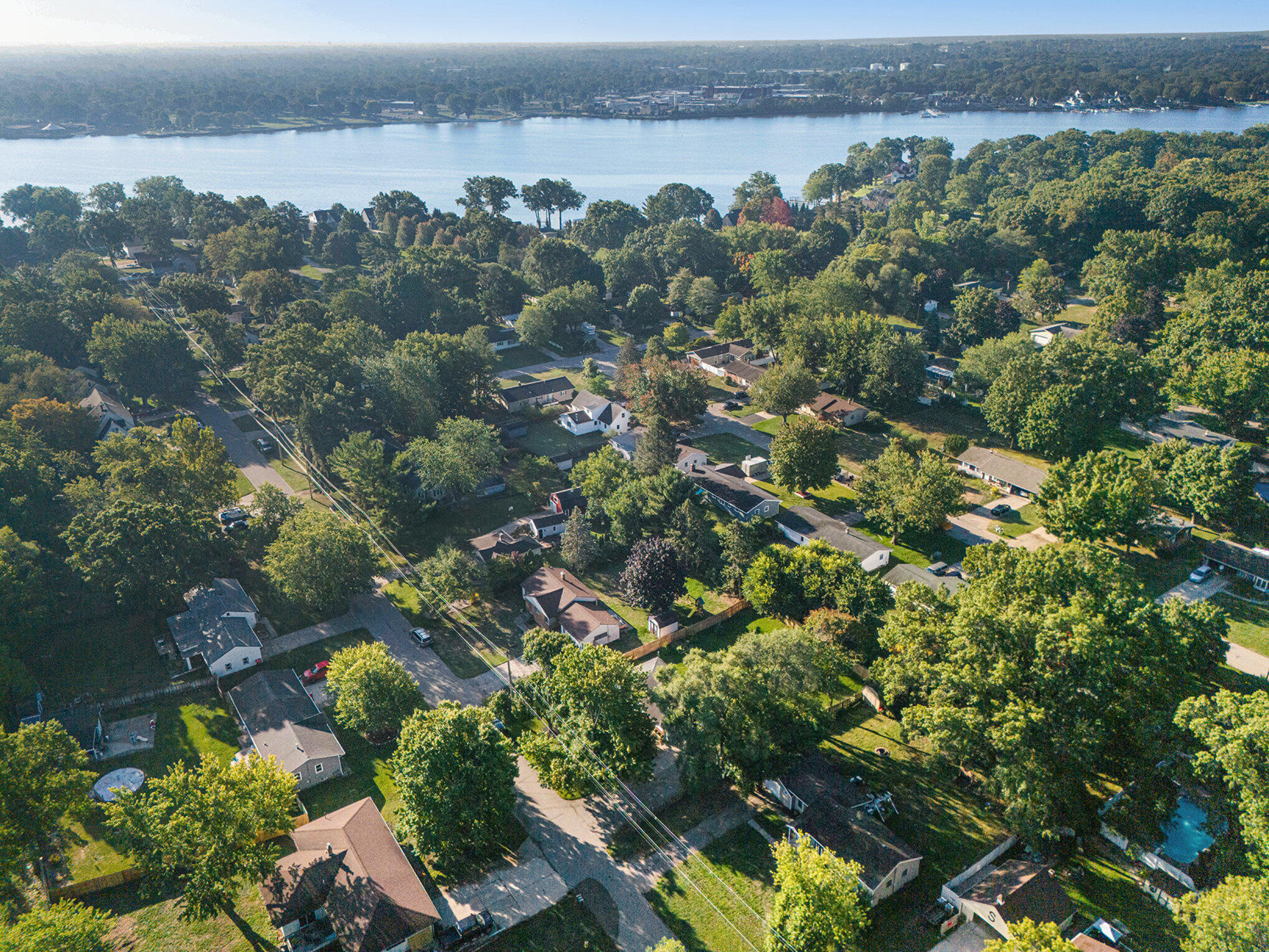 568 Pinecrest Drive Holland MI 49424