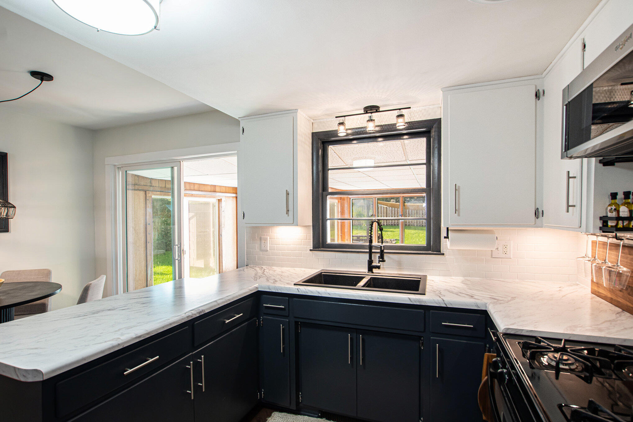 568 Pinecrest Drive Holland MI 49424