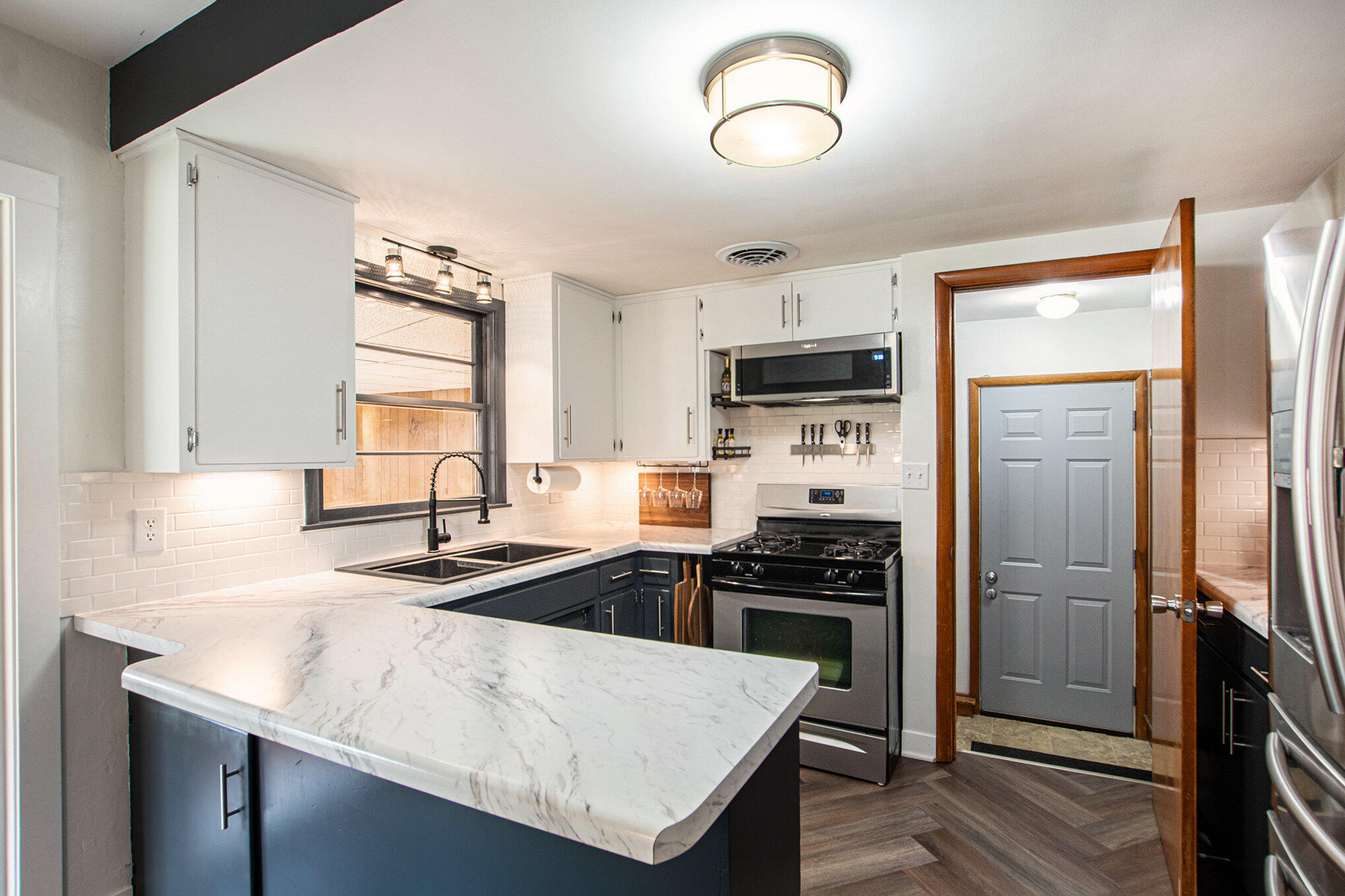 568 Pinecrest Drive Holland MI 49424