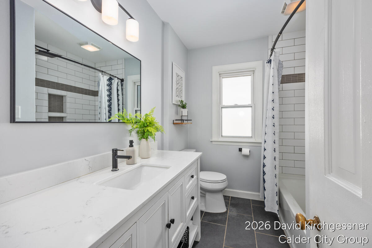866 Dorroll Street NE Grand Rapids MI 49505