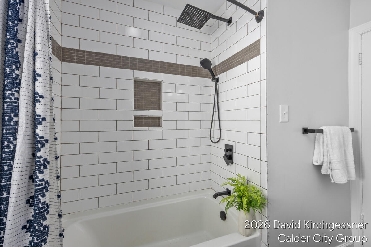 866 Dorroll Street NE Grand Rapids MI 49505