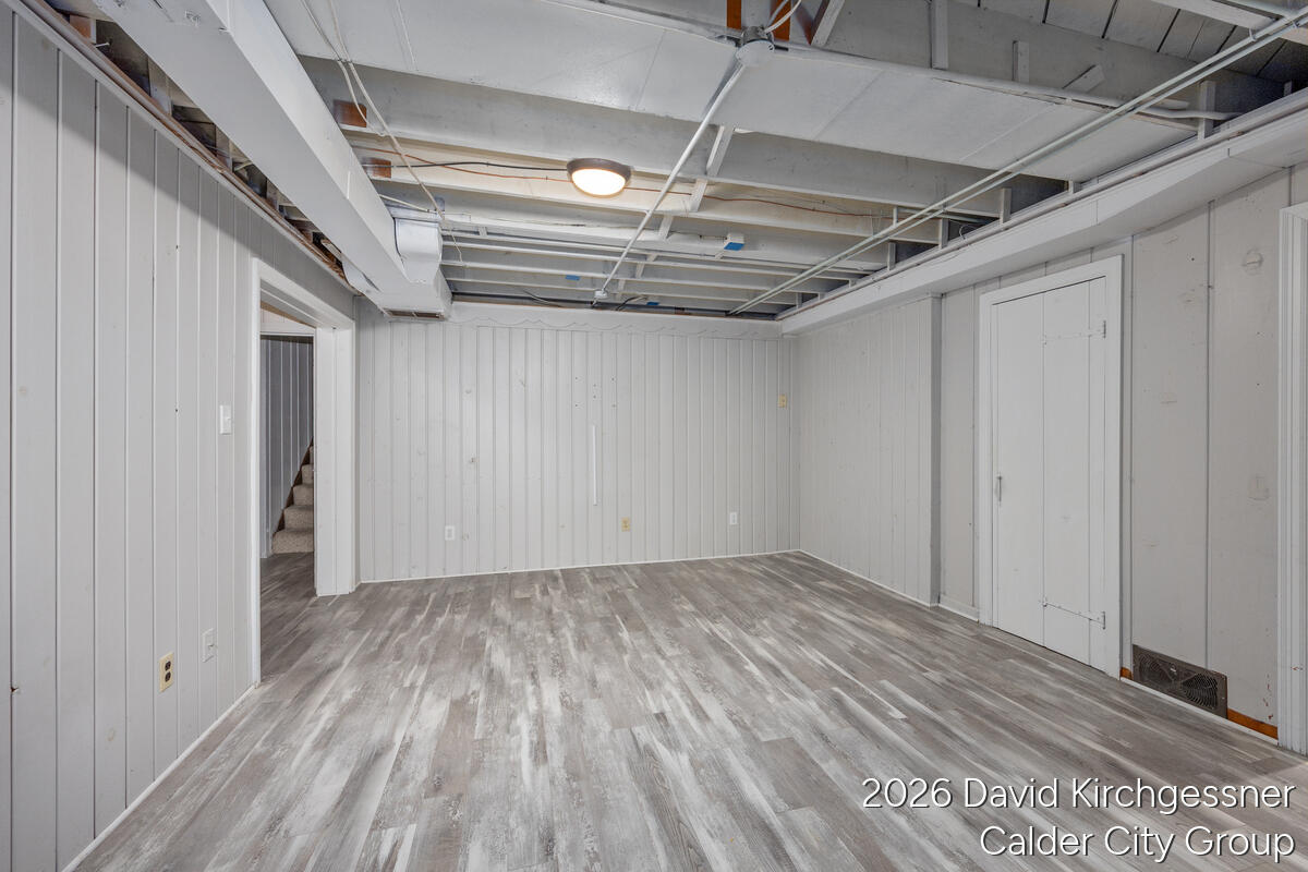 866 Dorroll Street NE Grand Rapids MI 49505