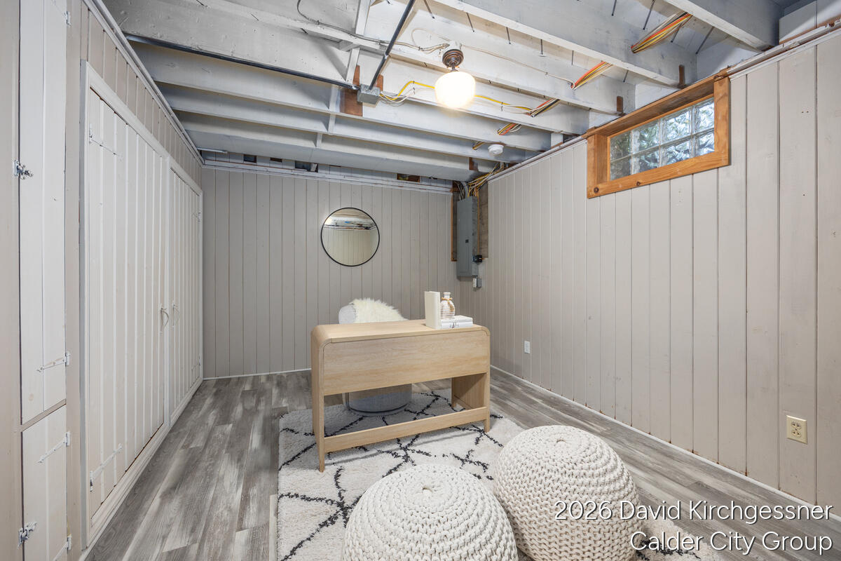 866 Dorroll Street NE Grand Rapids MI 49505