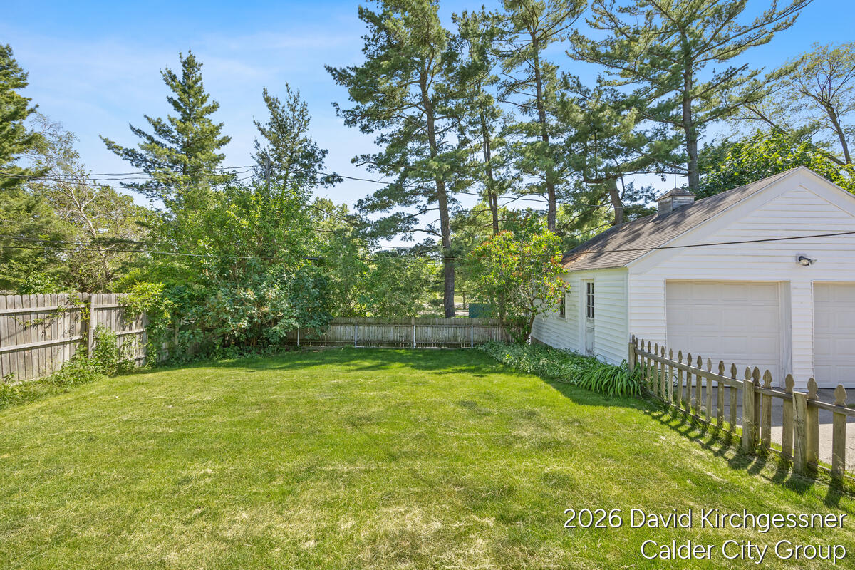 866 Dorroll Street NE Grand Rapids MI 49505
