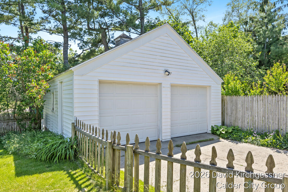 866 Dorroll Street NE Grand Rapids MI 49505