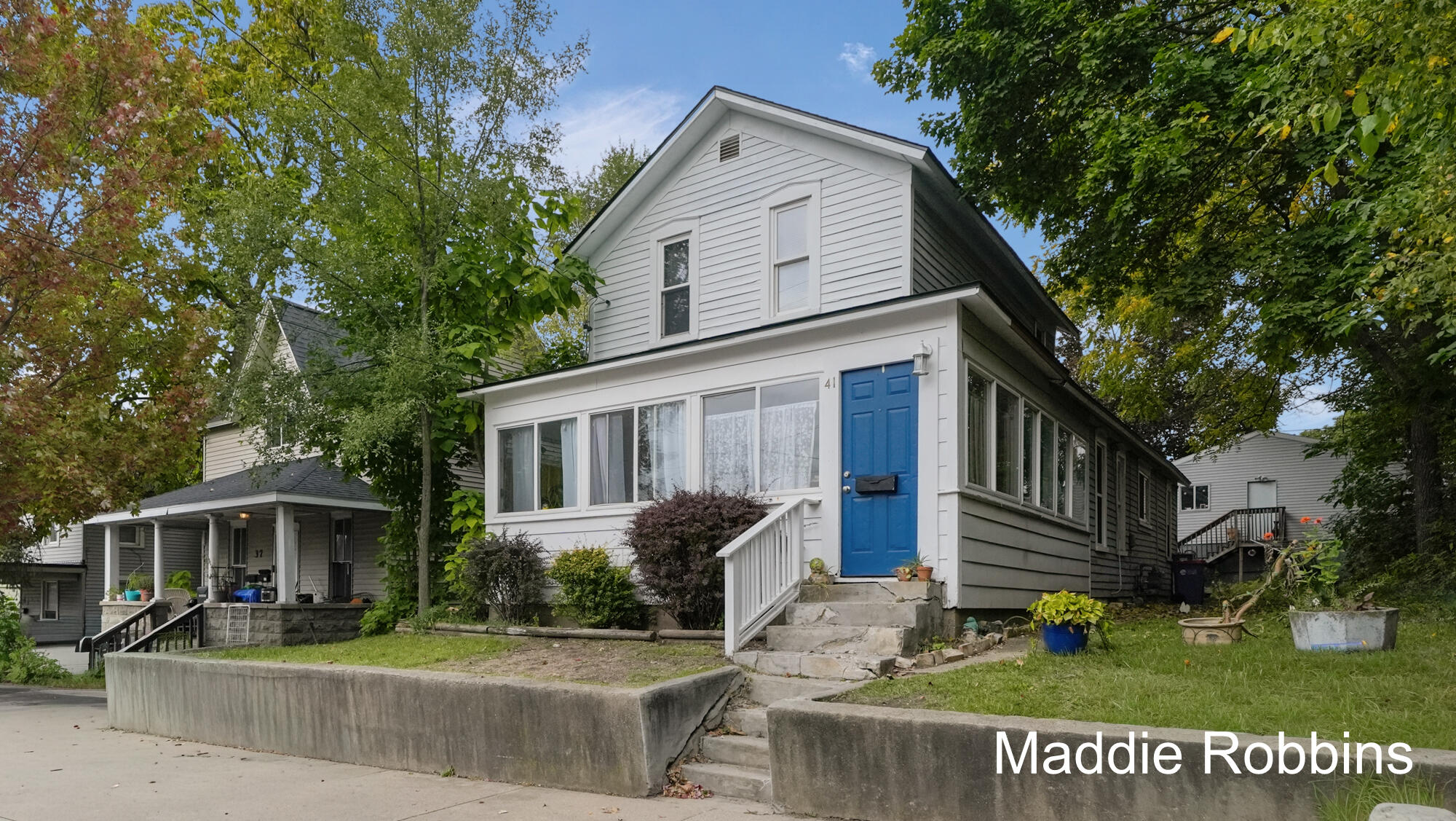 41 Grove Street NE Grand Rapids MI 49505