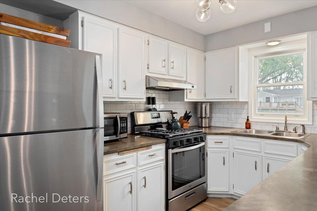 1930 Sherwood Avenue SE Grand Rapids MI 49506
