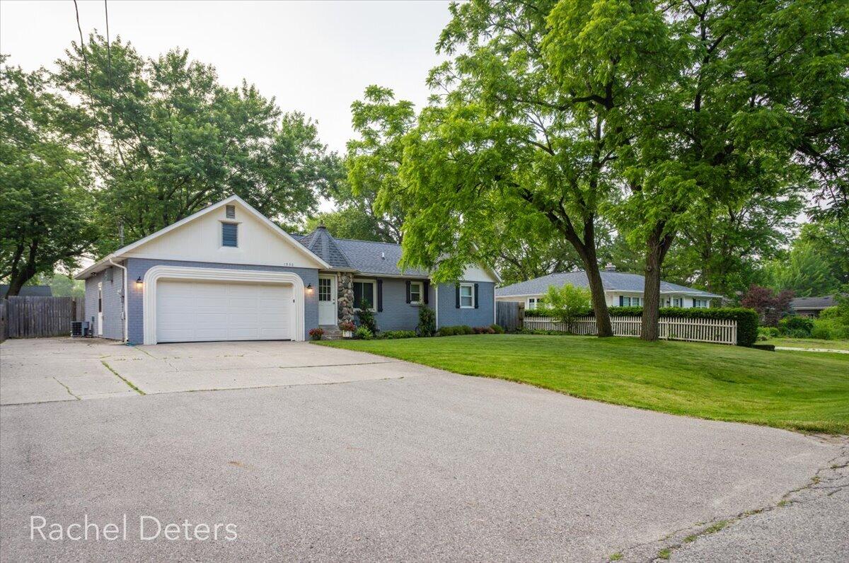 1930 Sherwood Avenue SE Grand Rapids MI 49506