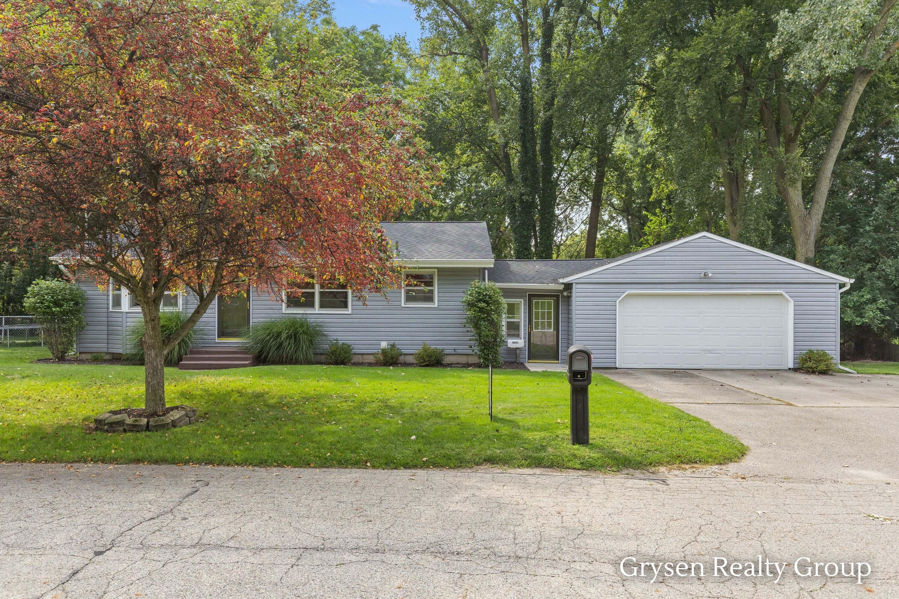 Grand Rapids MI, 2034 Acton Road NW