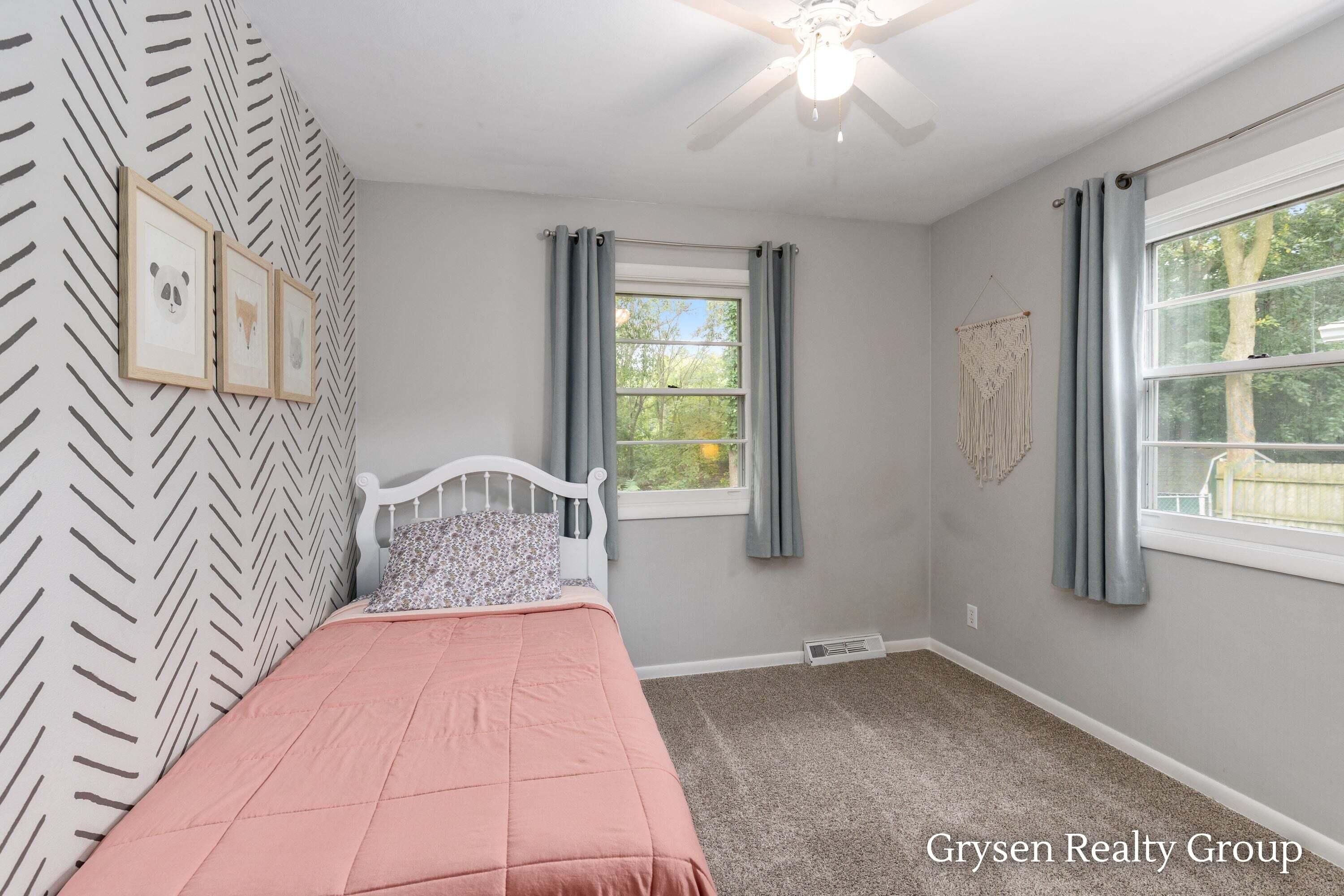 2034 Acton Road NW Grand Rapids MI 49504